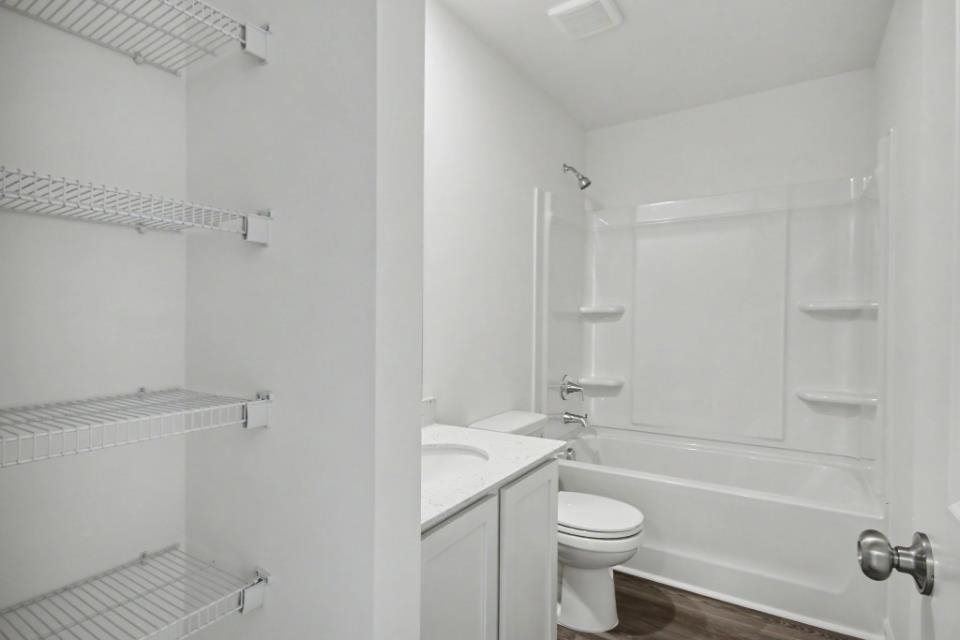 70 Vintage Way Property Photo 2