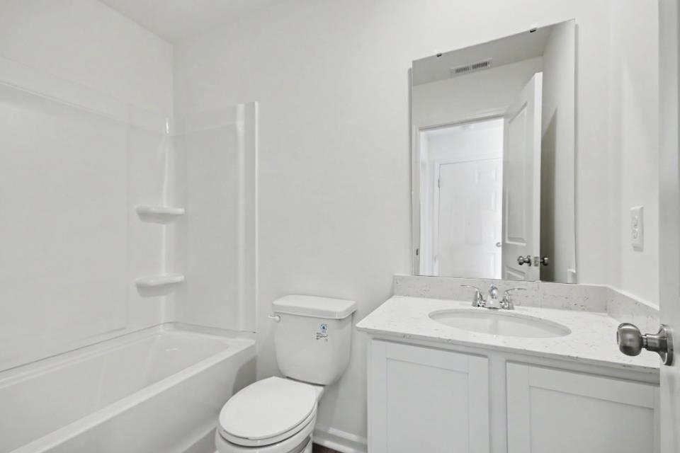 70 Vintage Way Property Photo 3