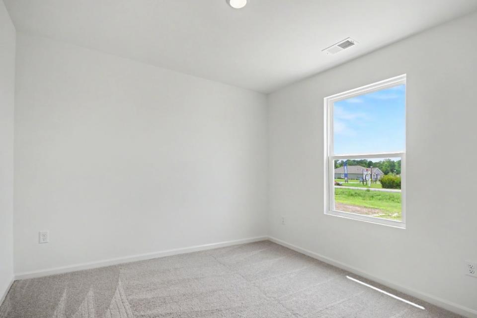 70 Vintage Way Property Photo 4