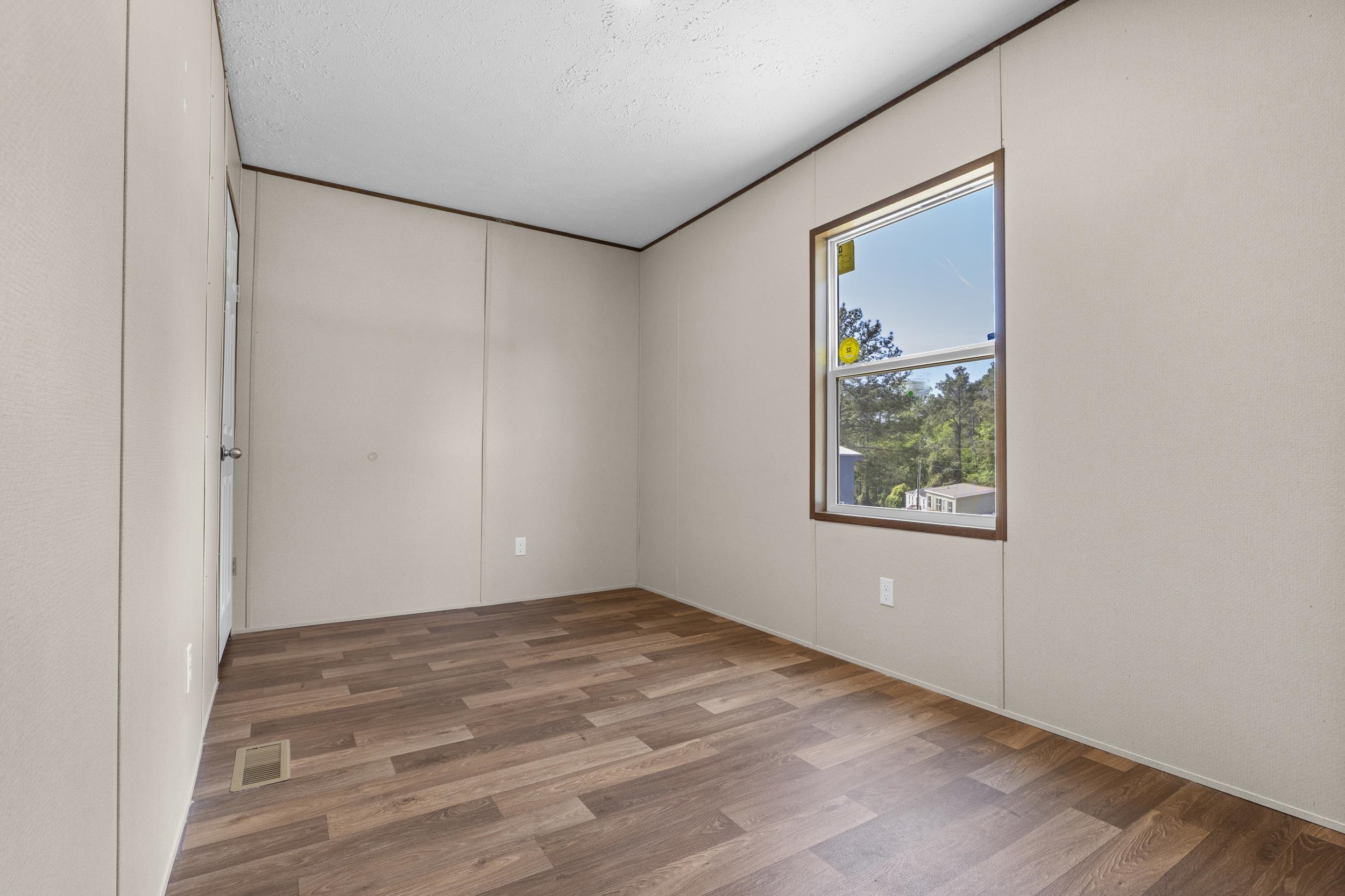 600 Ermine Rd Property Photo 21