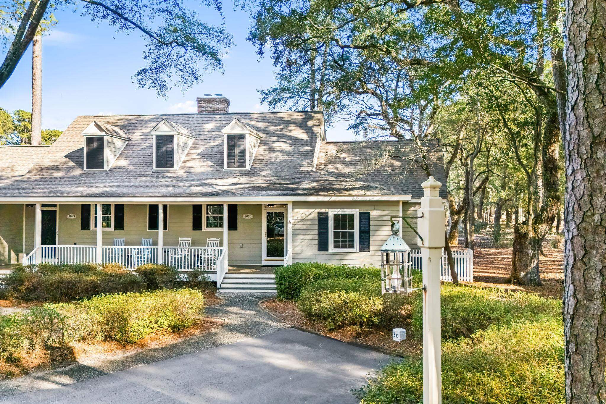 3030 Oak Grove Bend Property Photo 1