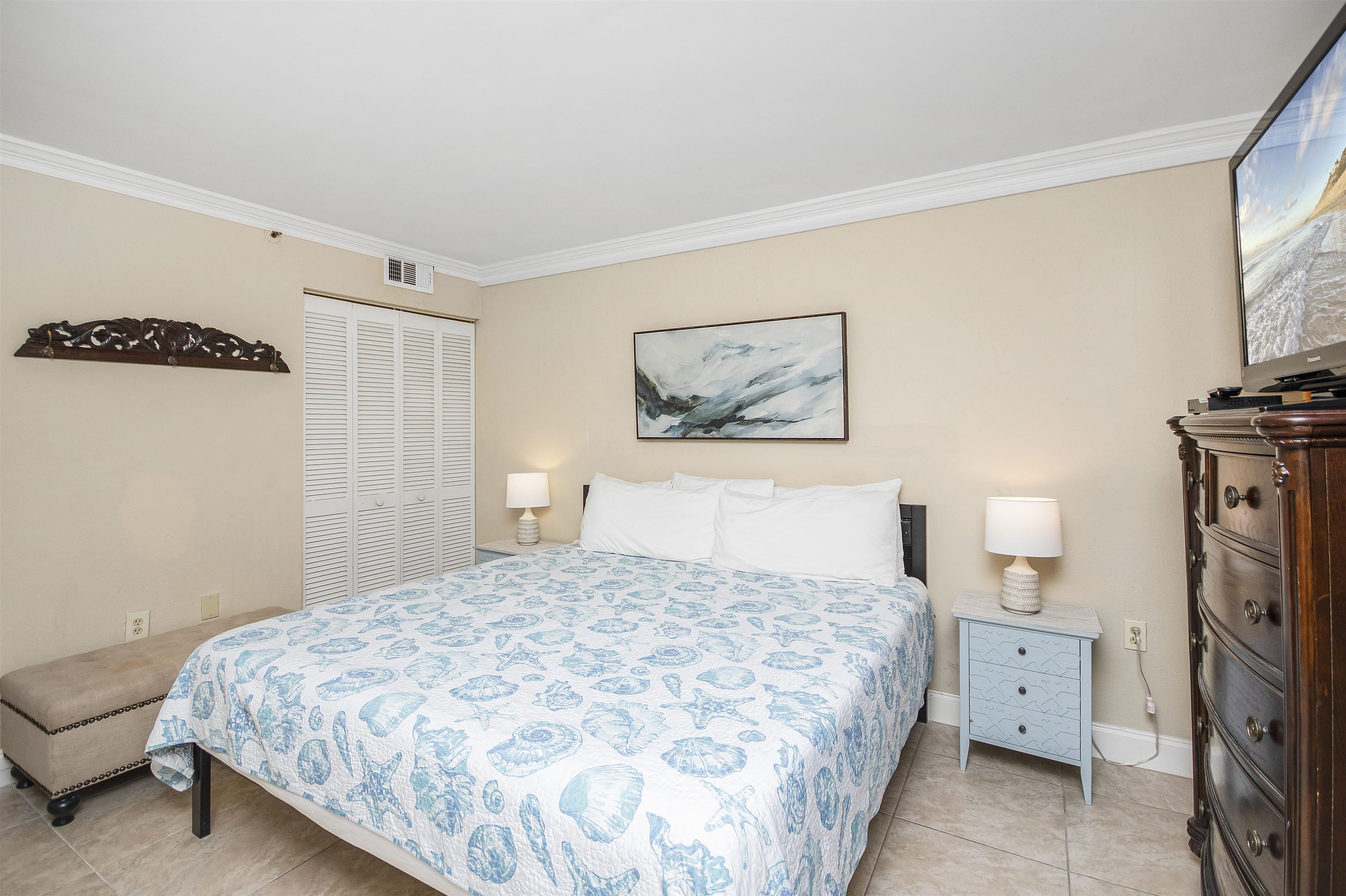 2310 N Ocean Blvd. Property Photo 17