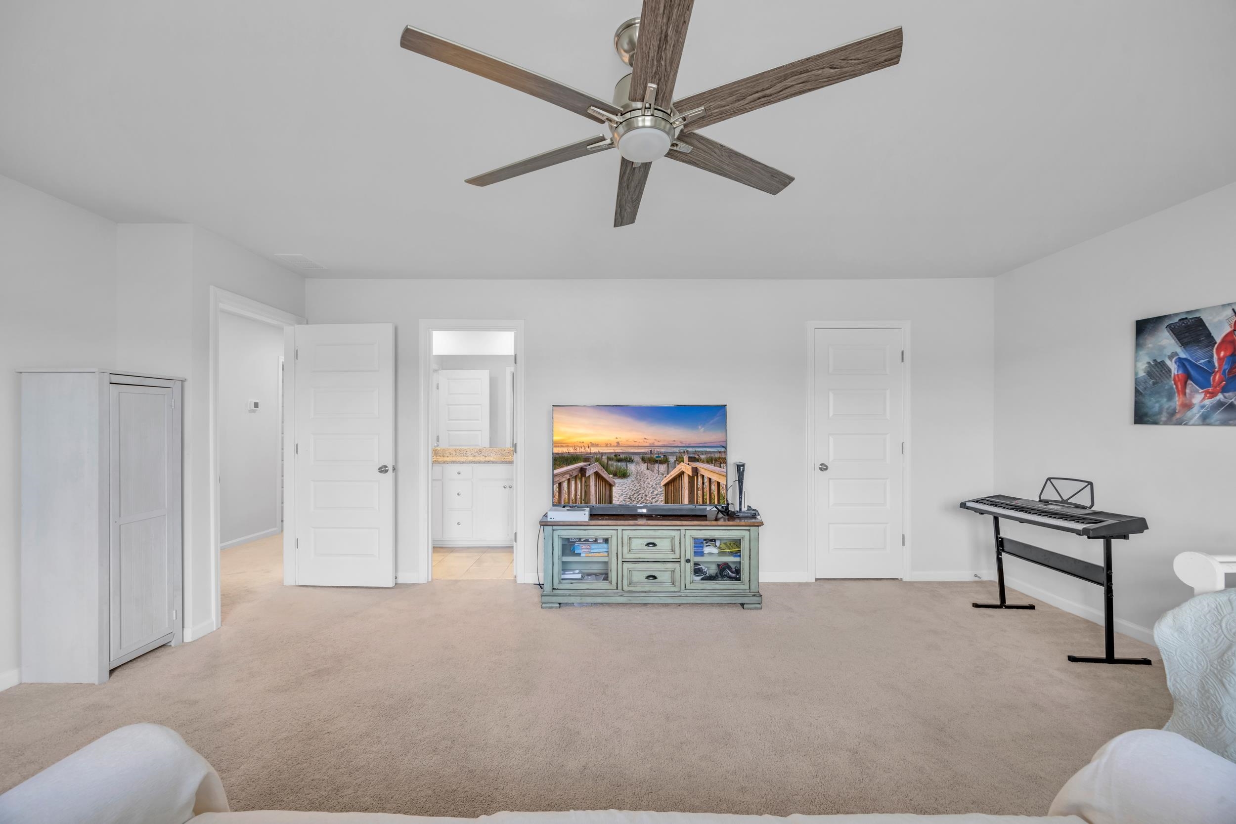 5545 Whitebark Dr. Property Photo 23