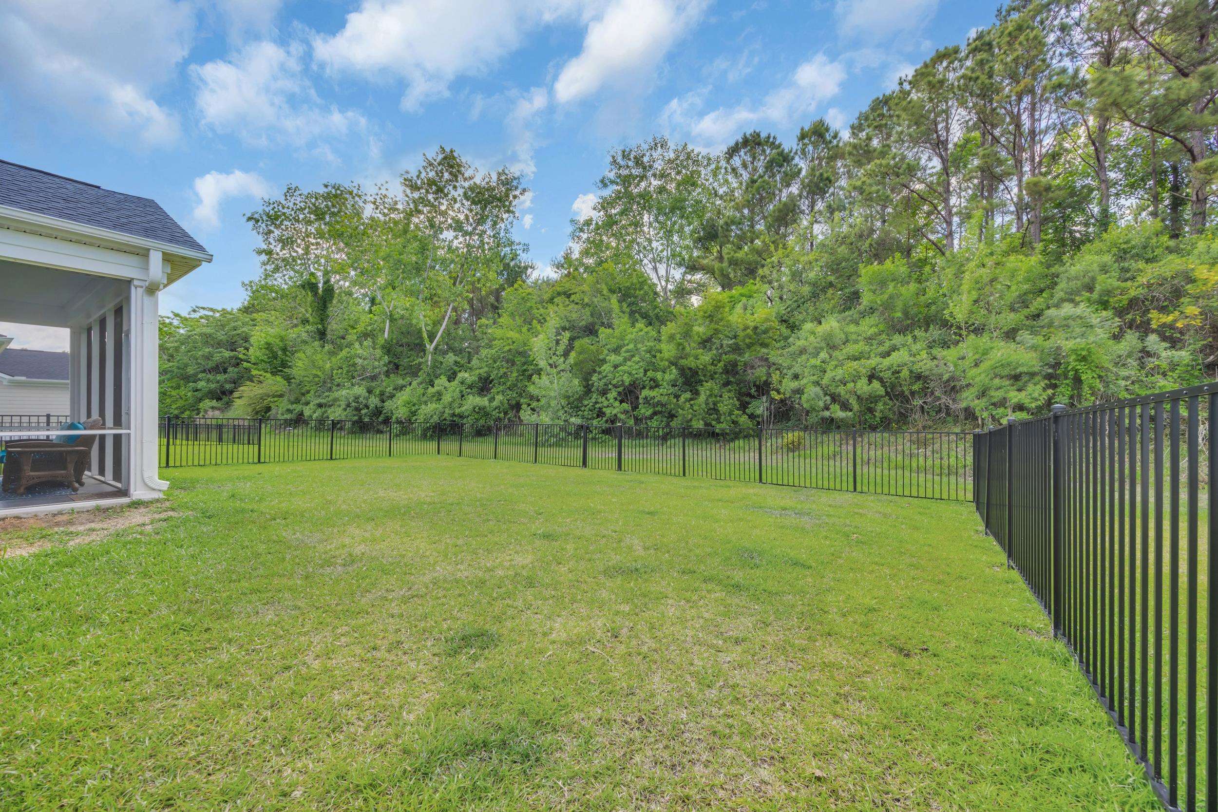 5545 Whitebark Dr. Property Photo 25