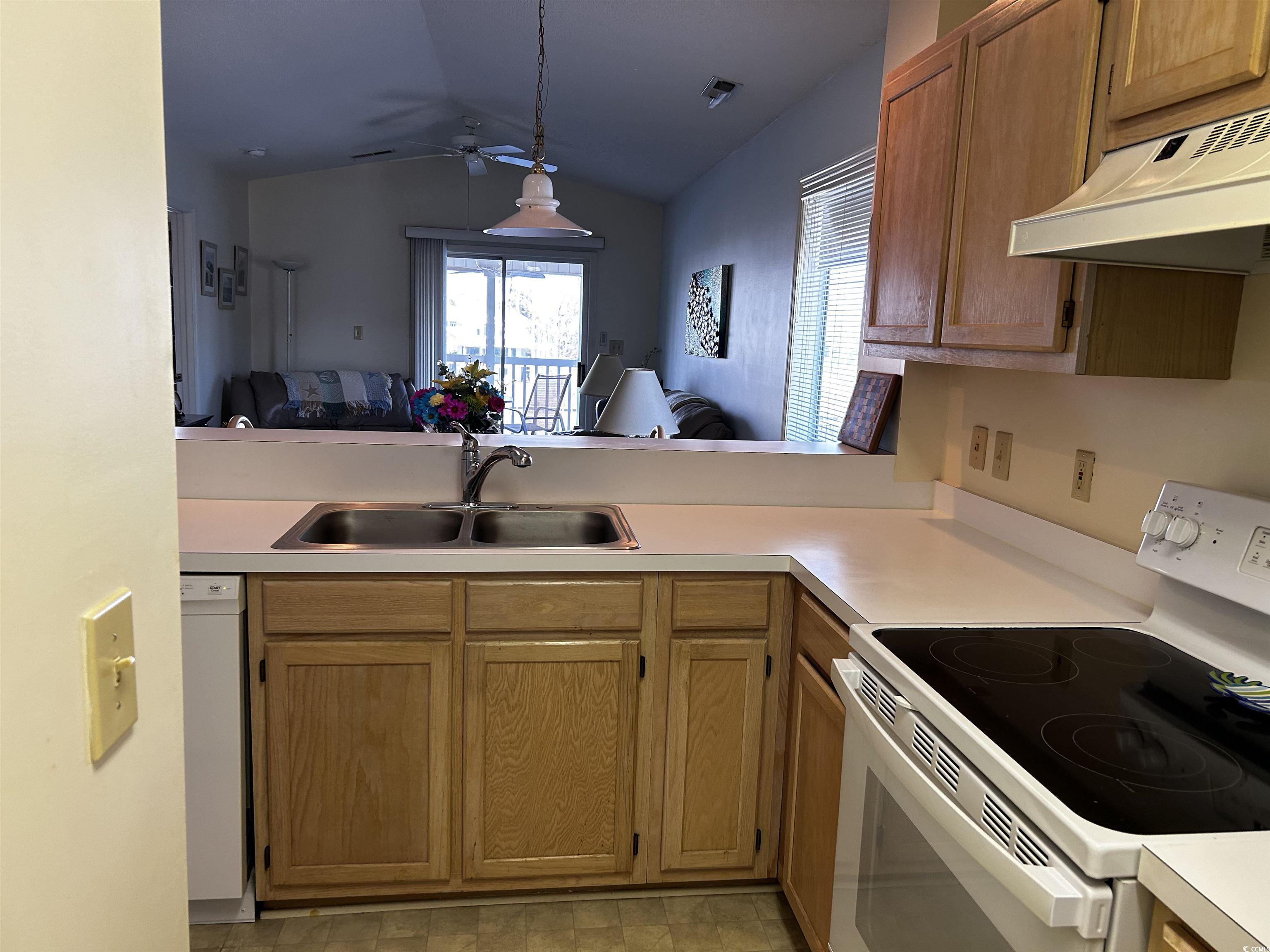 220 Landing Rd. Property Photo 7