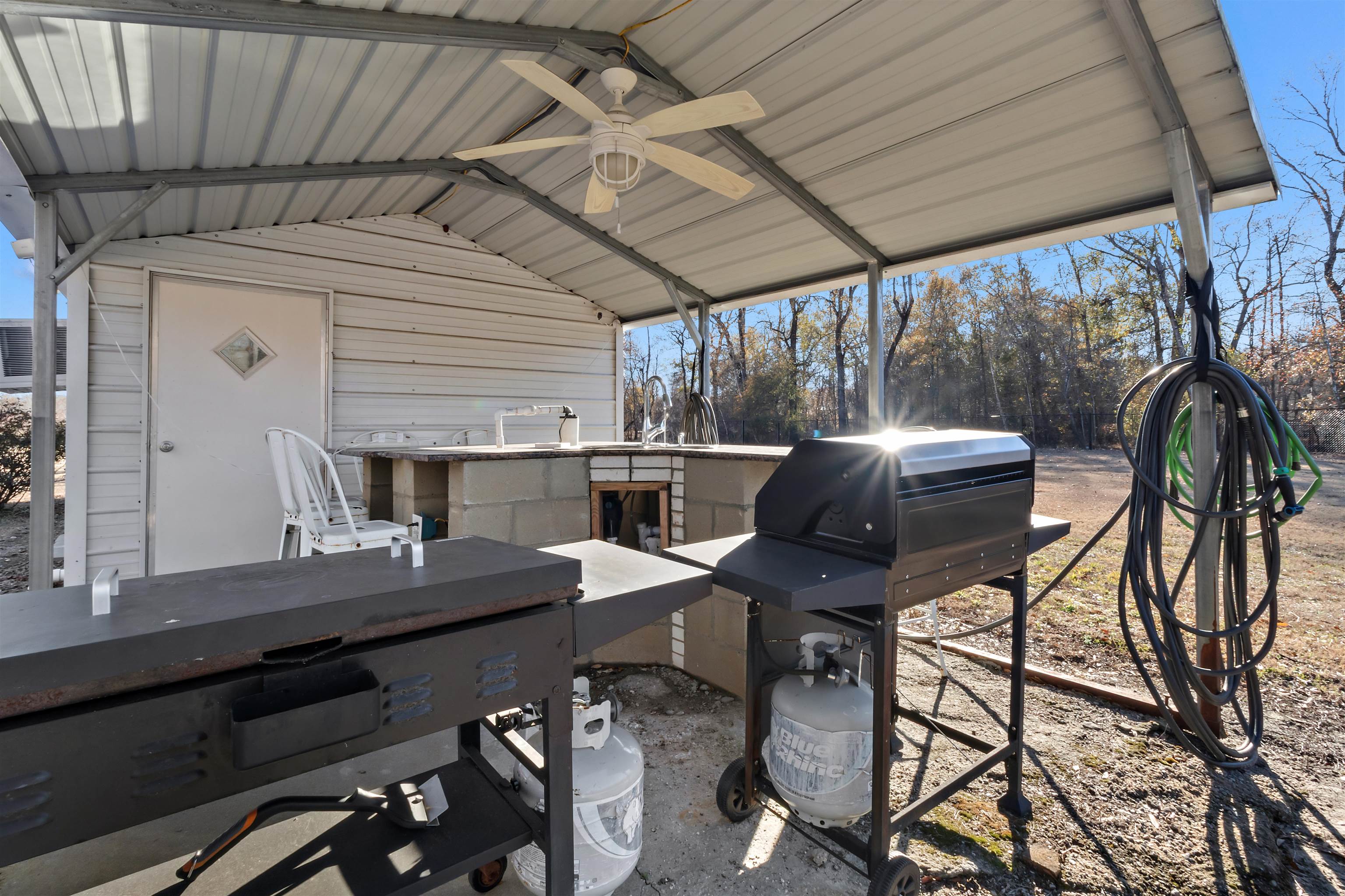 3429 River Rd. Property Photo 10
