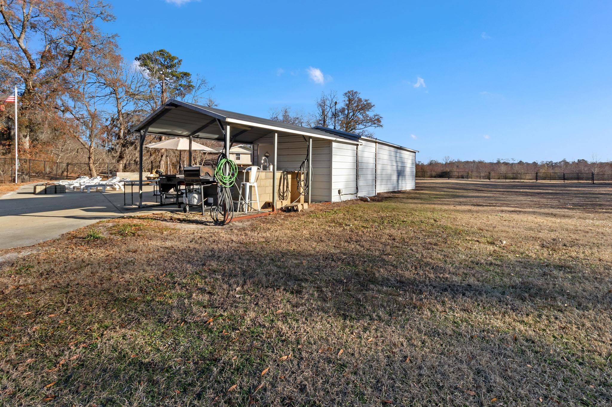 3429 River Rd. Property Photo 22
