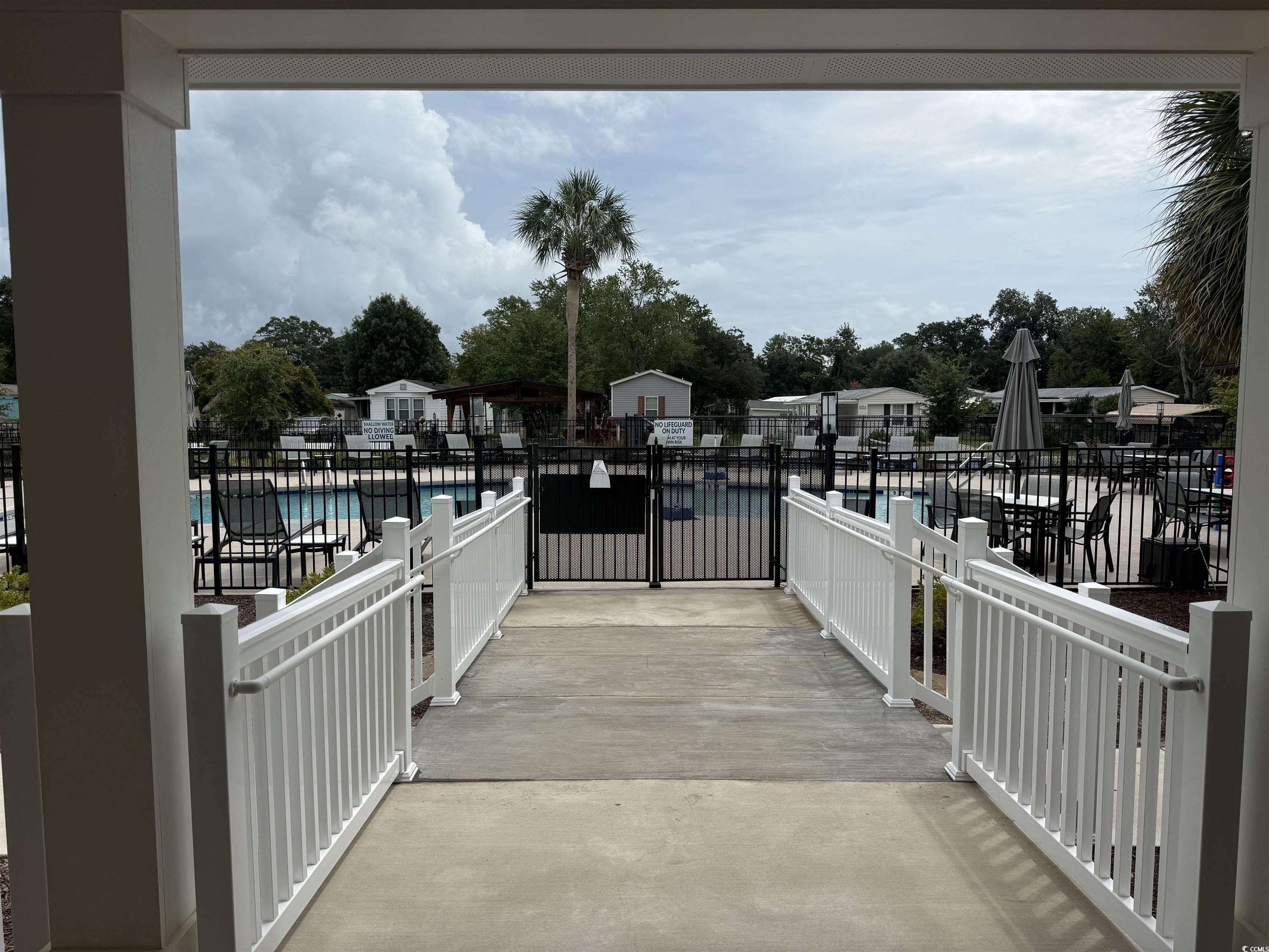 19 Poolside Dr. Property Photo 29