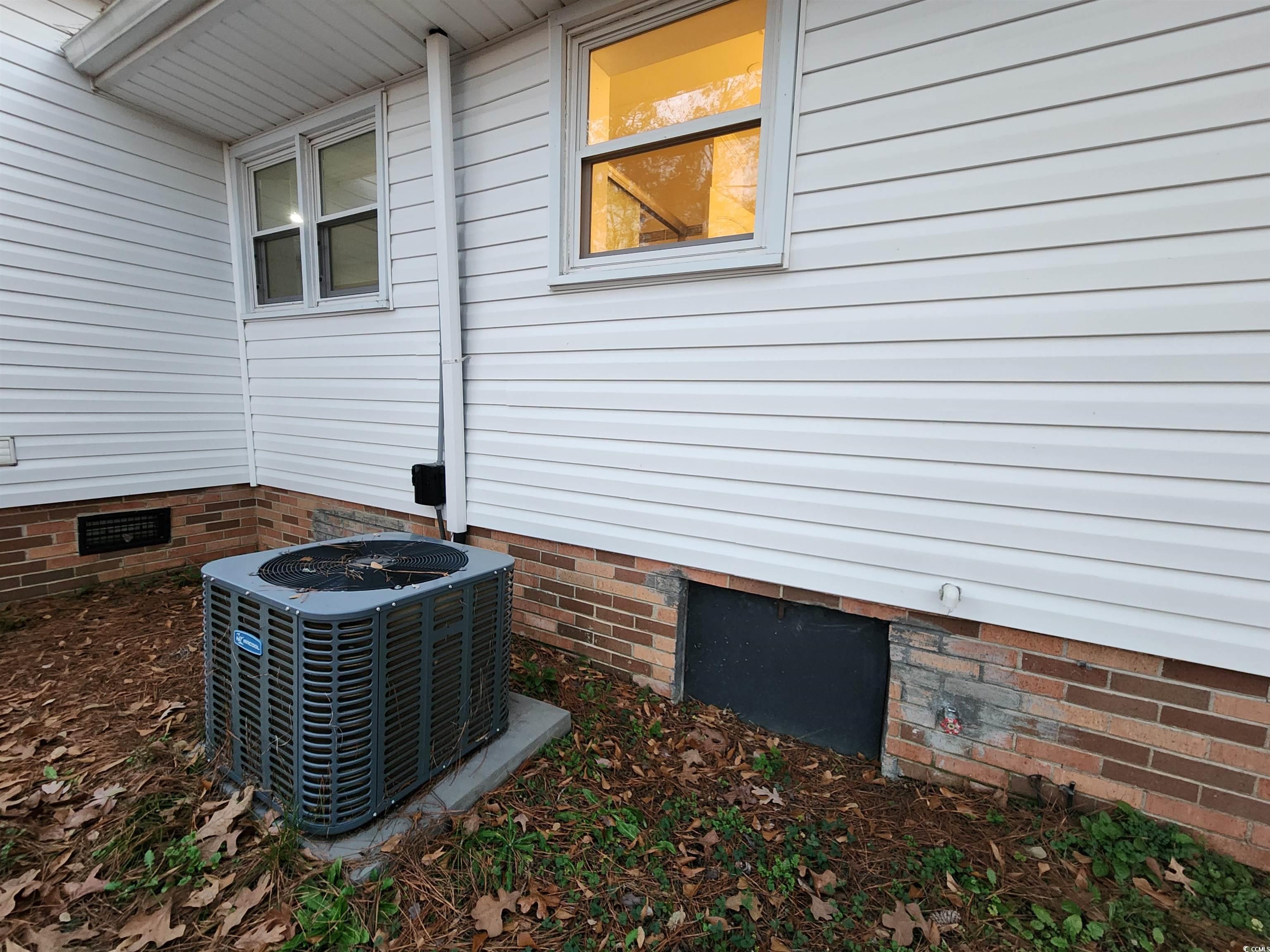 2108 Cultra Rd. Property Photo 17