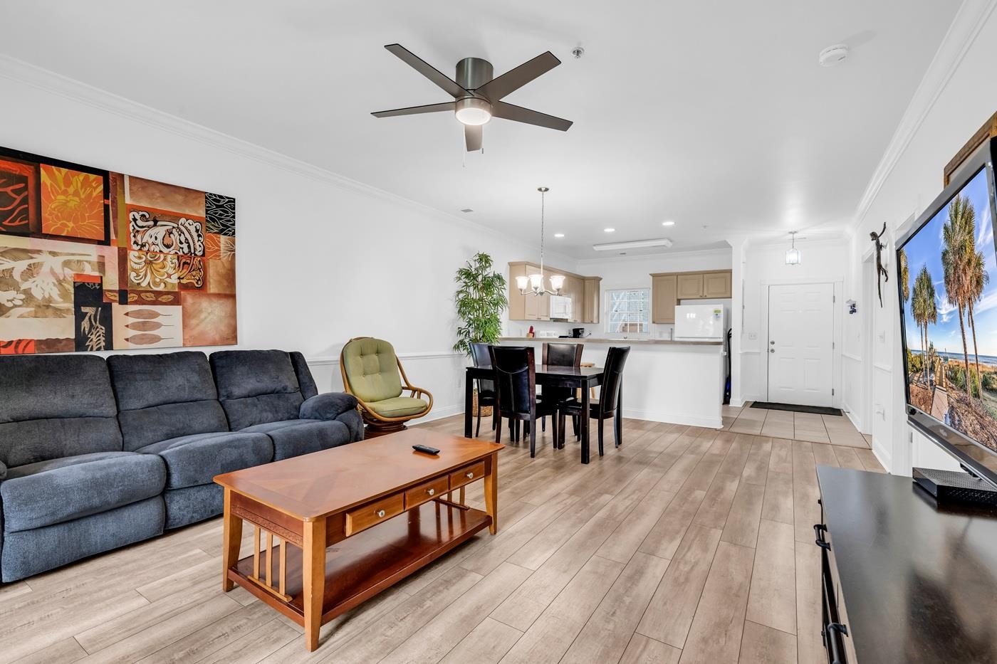 4801 Luster Leaf Circle Property Photo 9