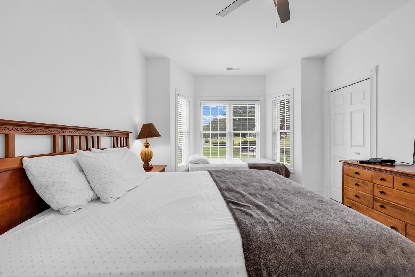 4801 Luster Leaf Circle Property Photo 19