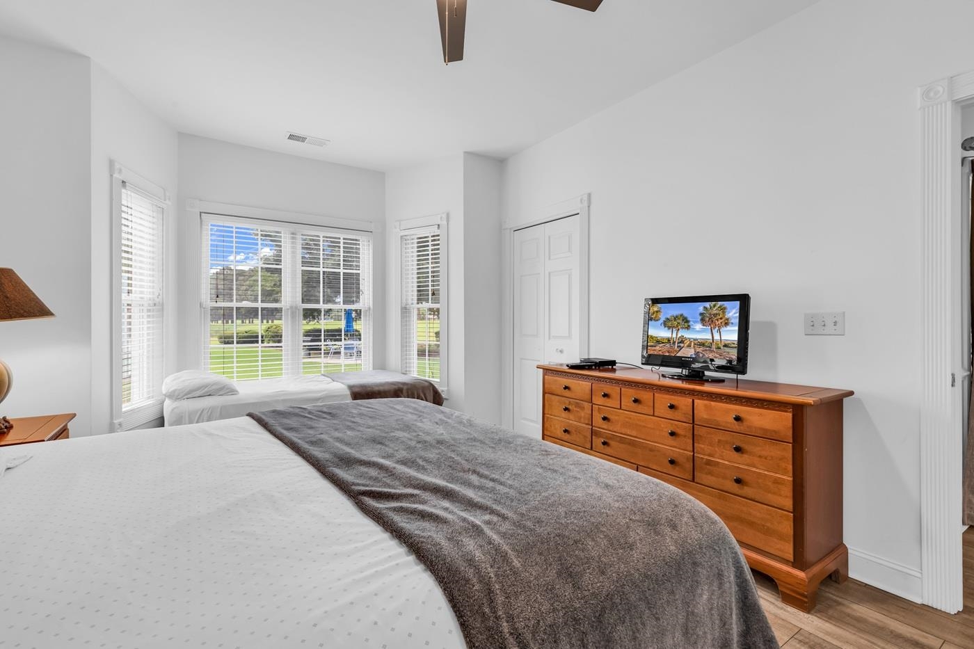 4801 Luster Leaf Circle Property Photo 20