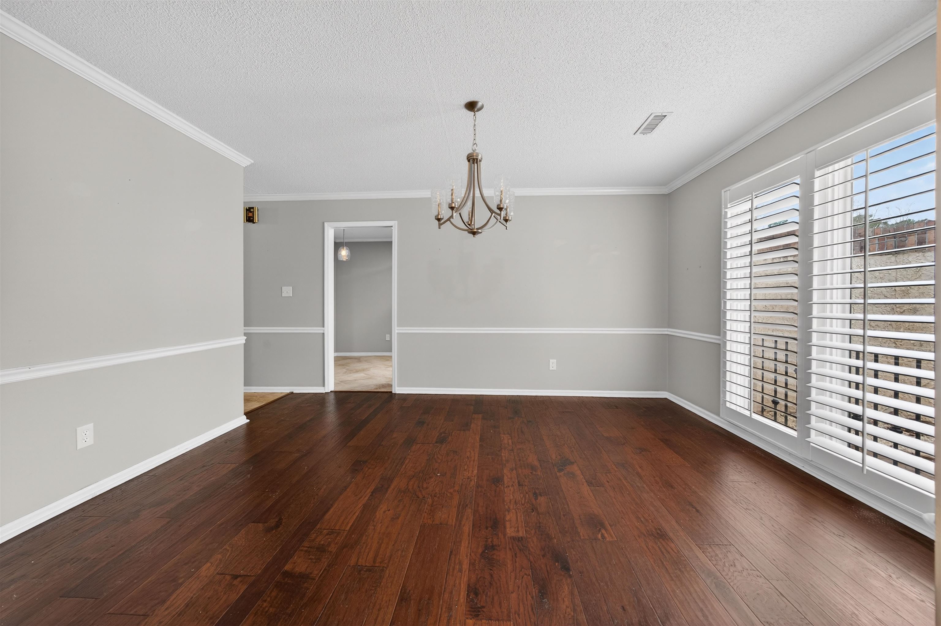 5 San Marks Ct. Property Photo 13