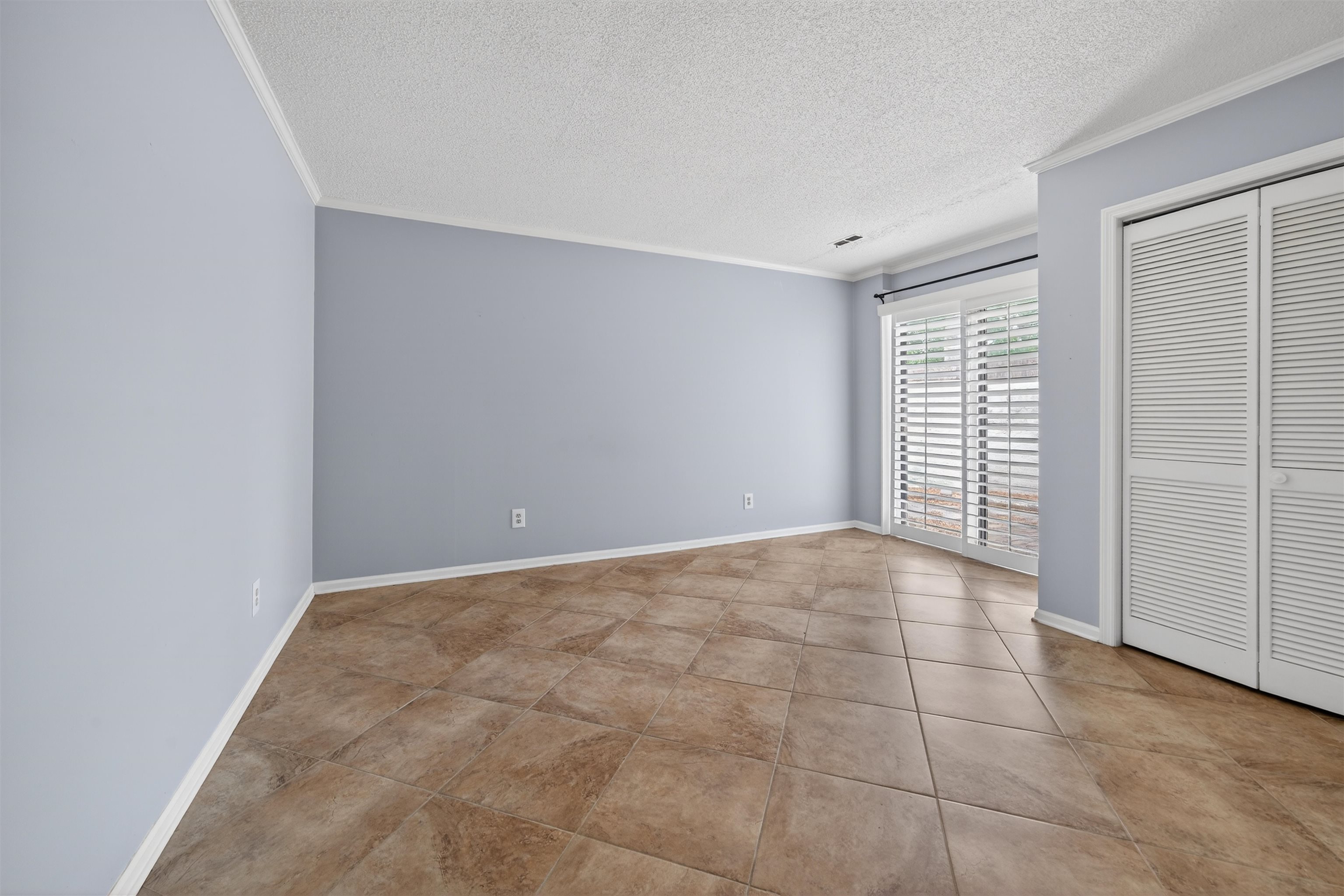 5 San Marks Ct. Property Photo 18
