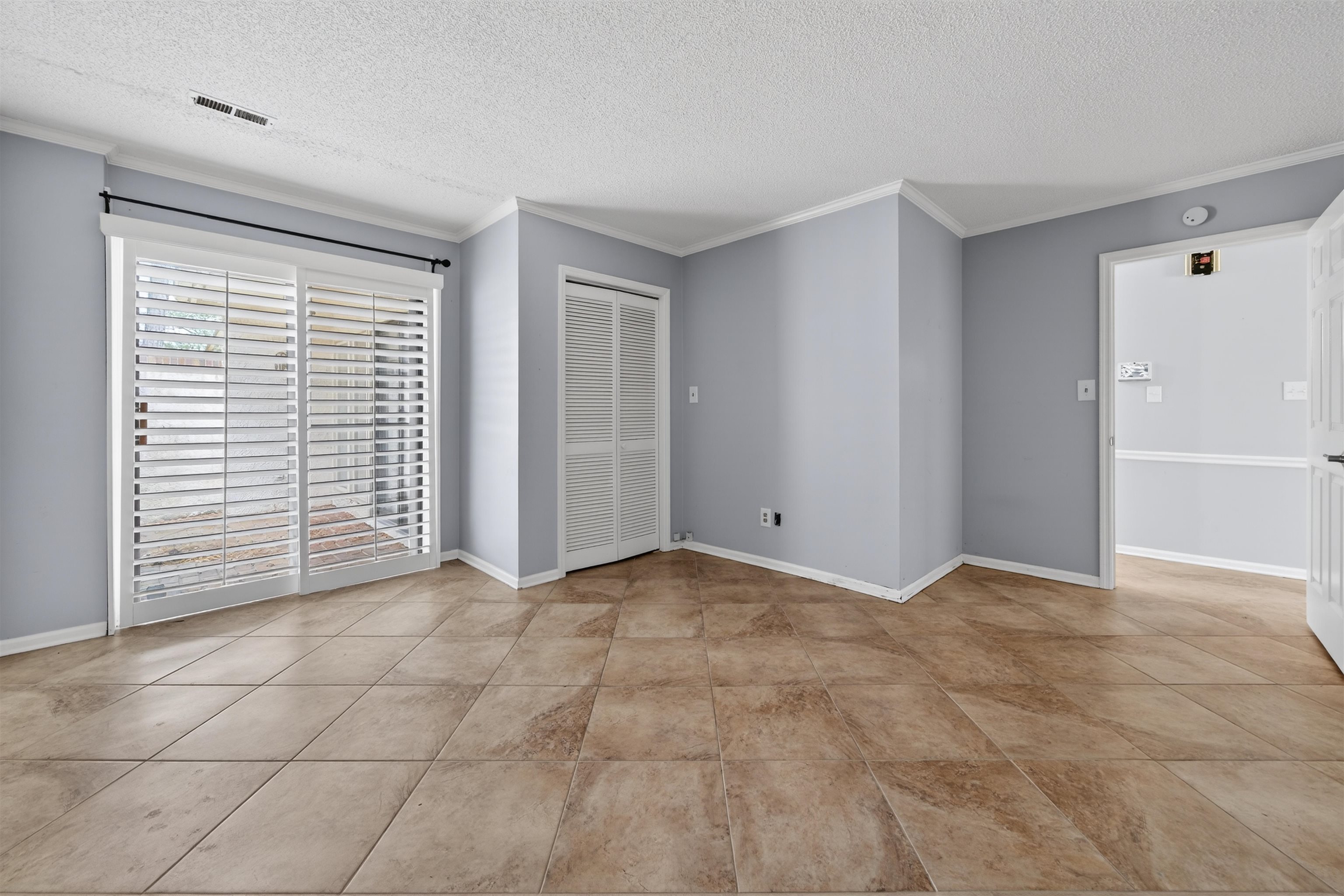 5 San Marks Ct. Property Photo 20