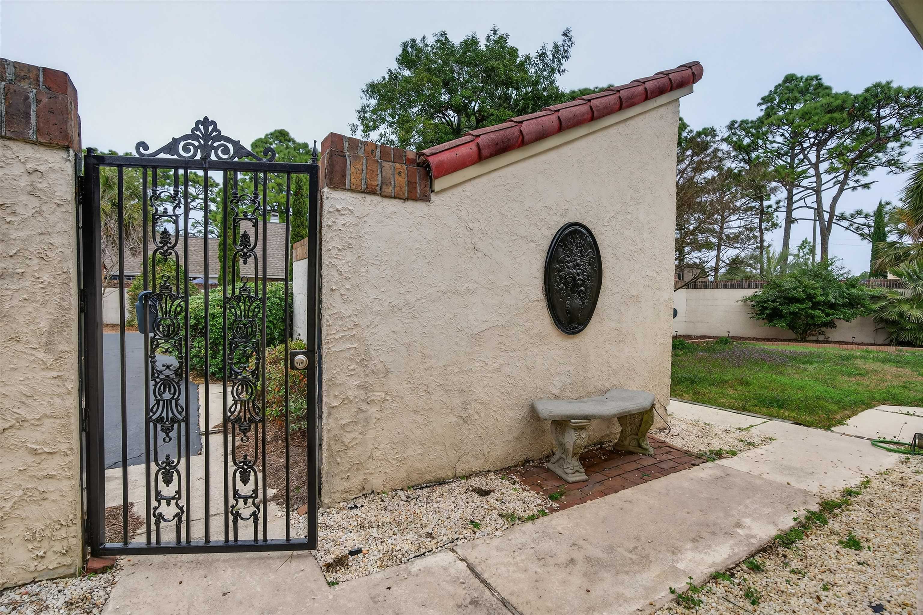5 San Marks Ct. Property Photo 28