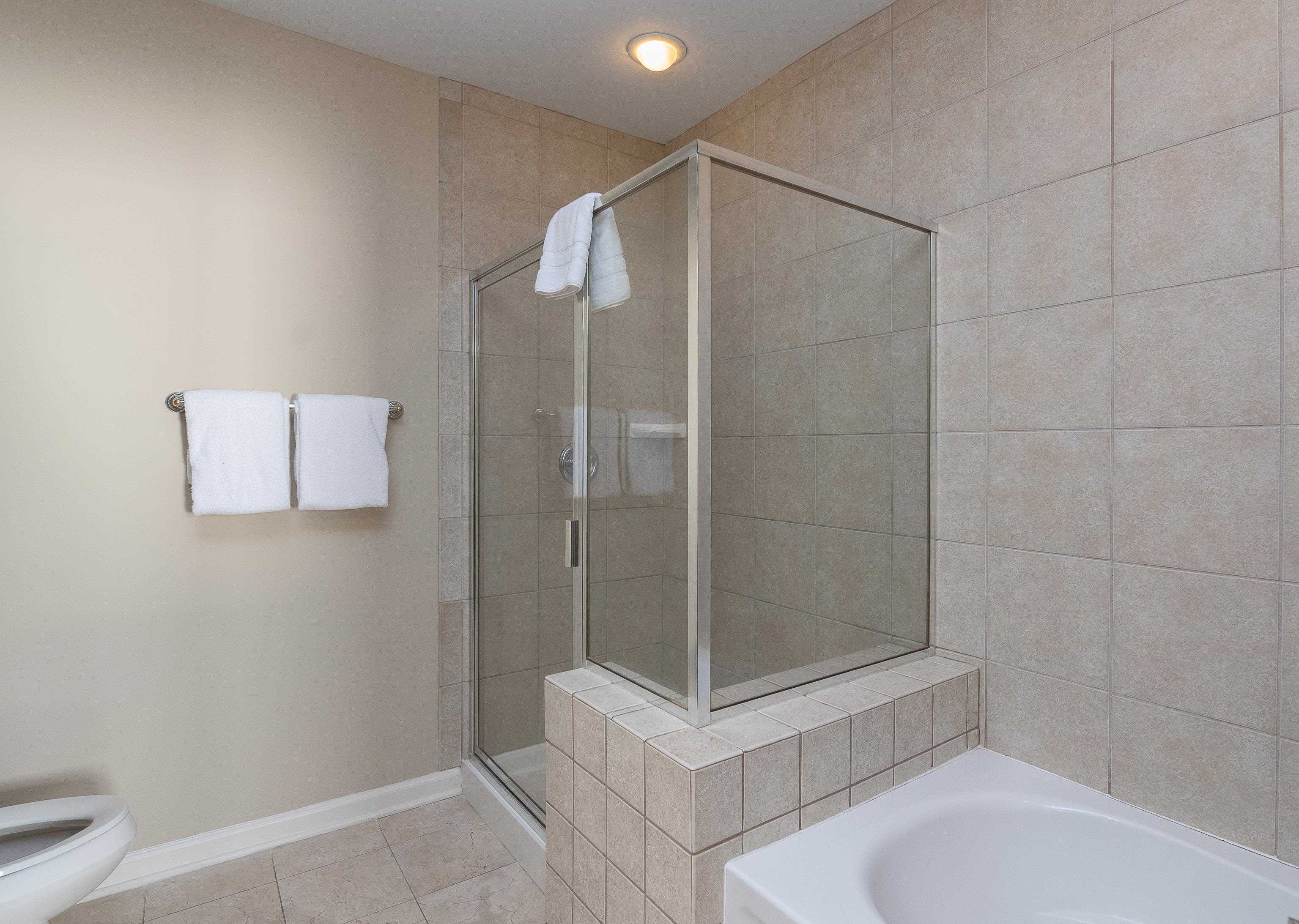 9994 Beach Club Dr. Property Photo 27