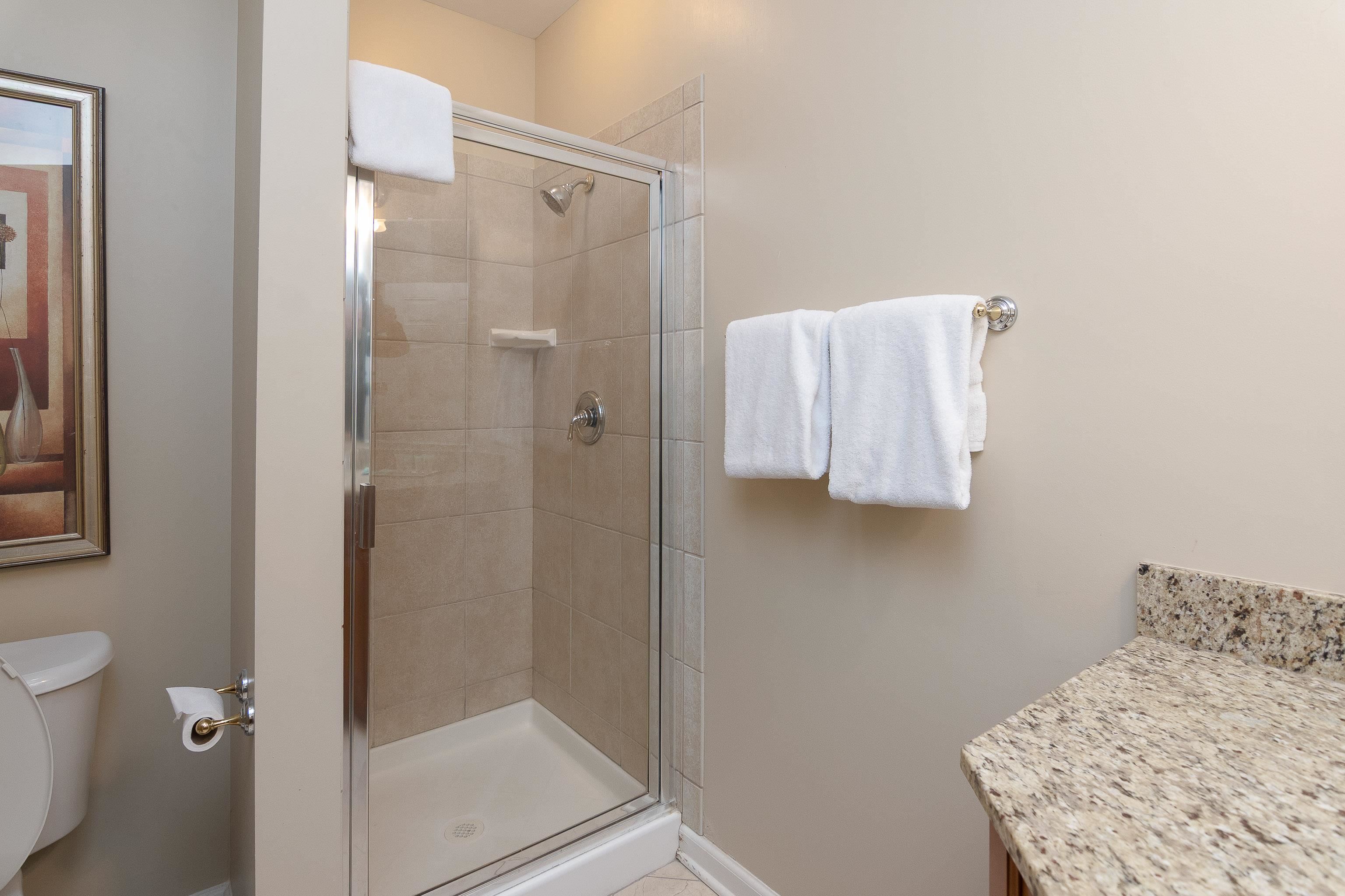 9994 Beach Club Dr. Property Photo 32