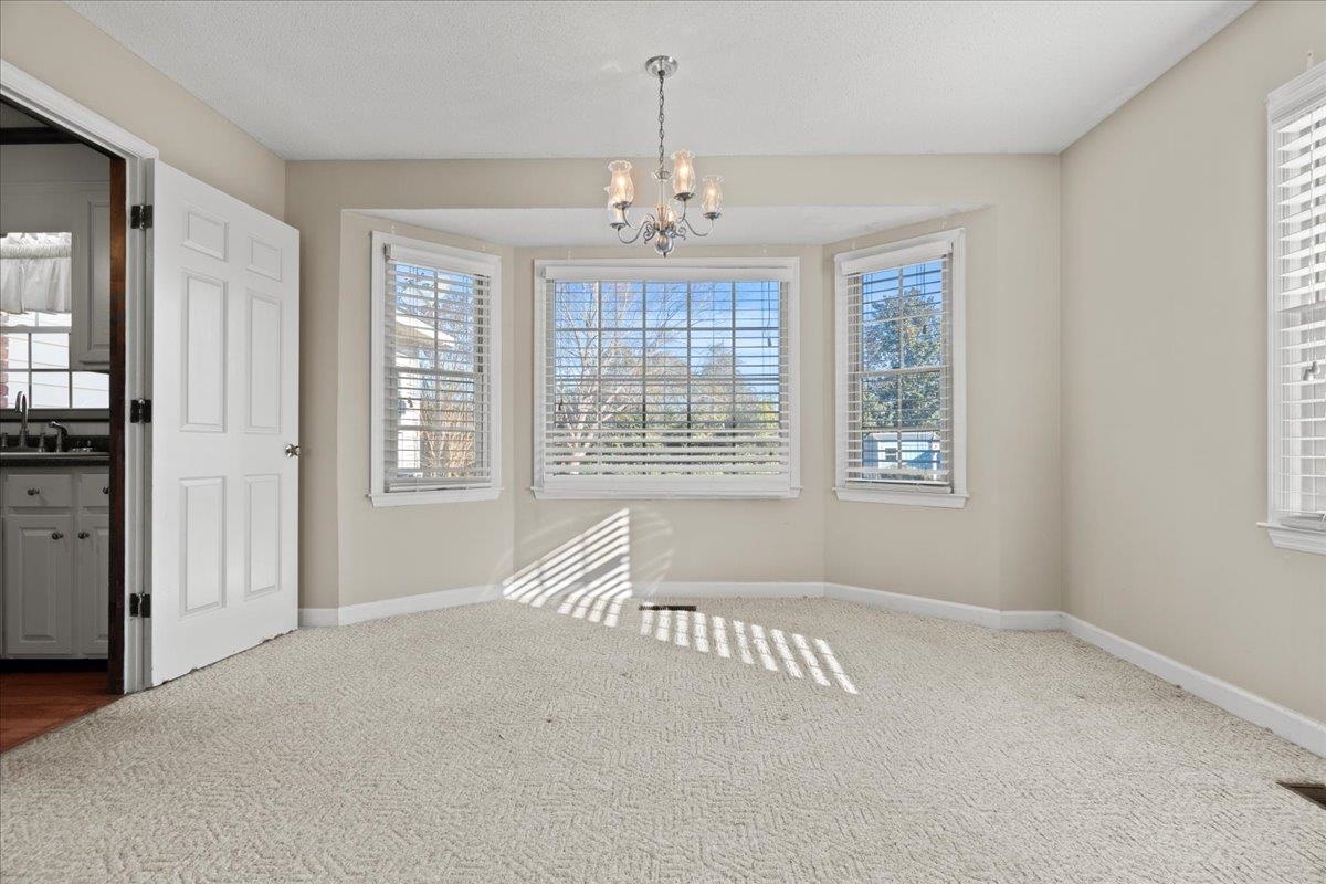 410 Devon Rd. Property Photo 12