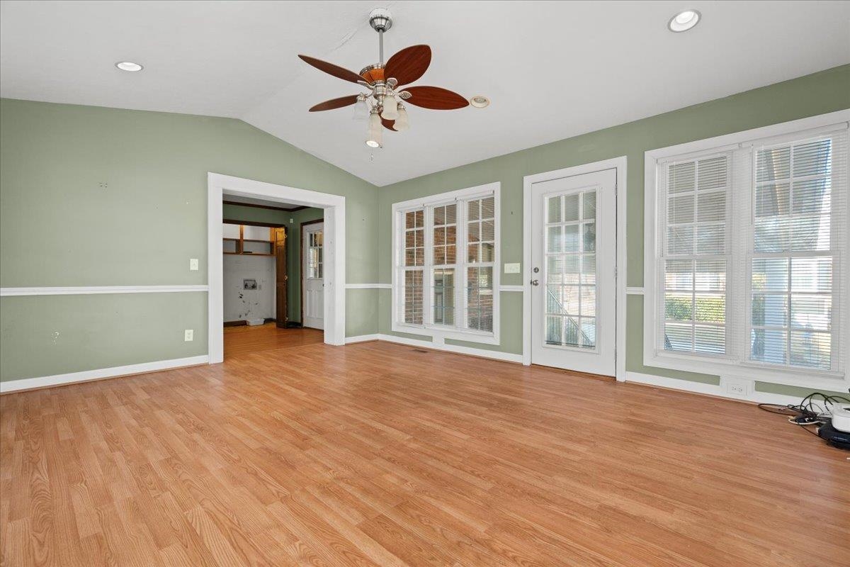 410 Devon Rd. Property Photo 22