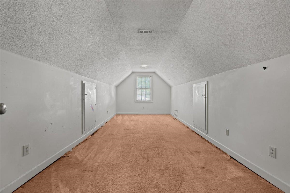 410 Devon Rd. Property Photo 34