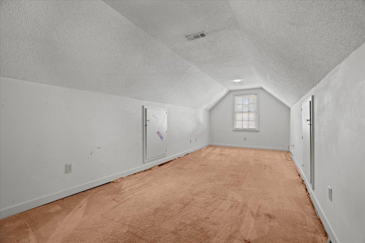 410 Devon Rd. Property Photo 35