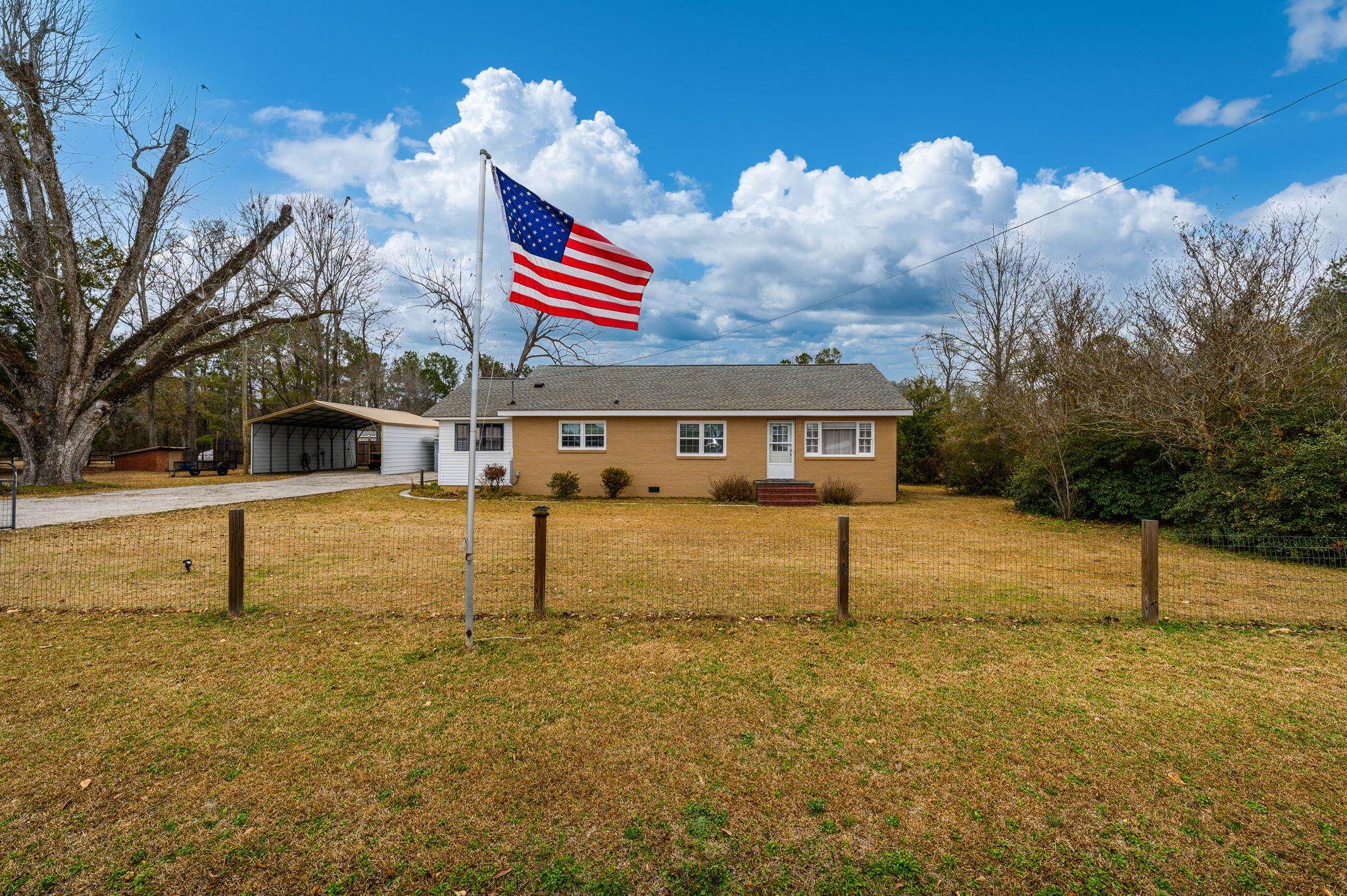 9300 Lake Swamp Rd. Property Photo 1