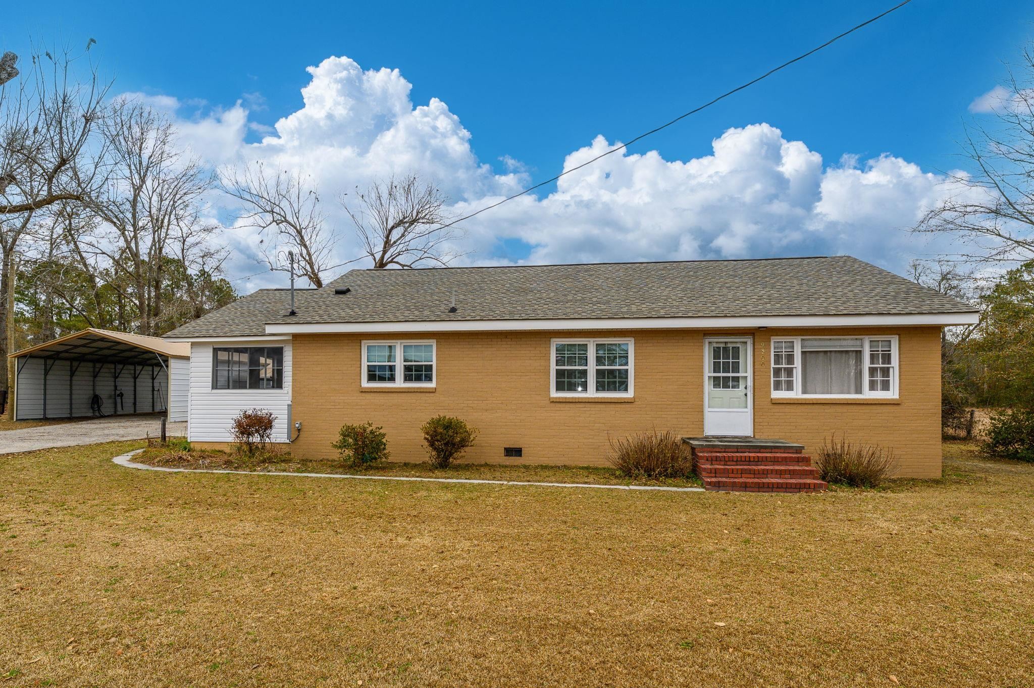 9300 Lake Swamp Rd. Property Photo 2