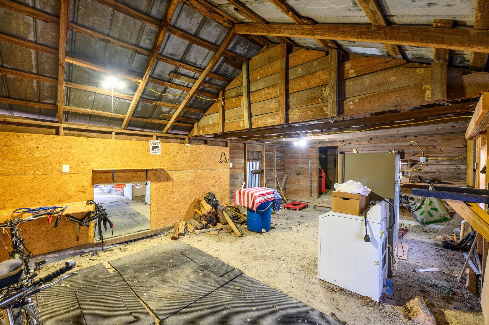 9300 Lake Swamp Rd. Property Photo 21