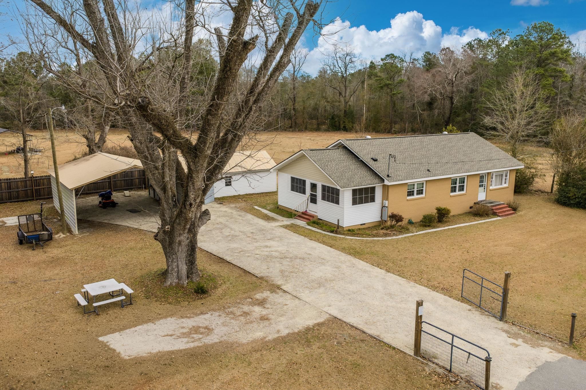 9300 Lake Swamp Rd. Property Photo 25
