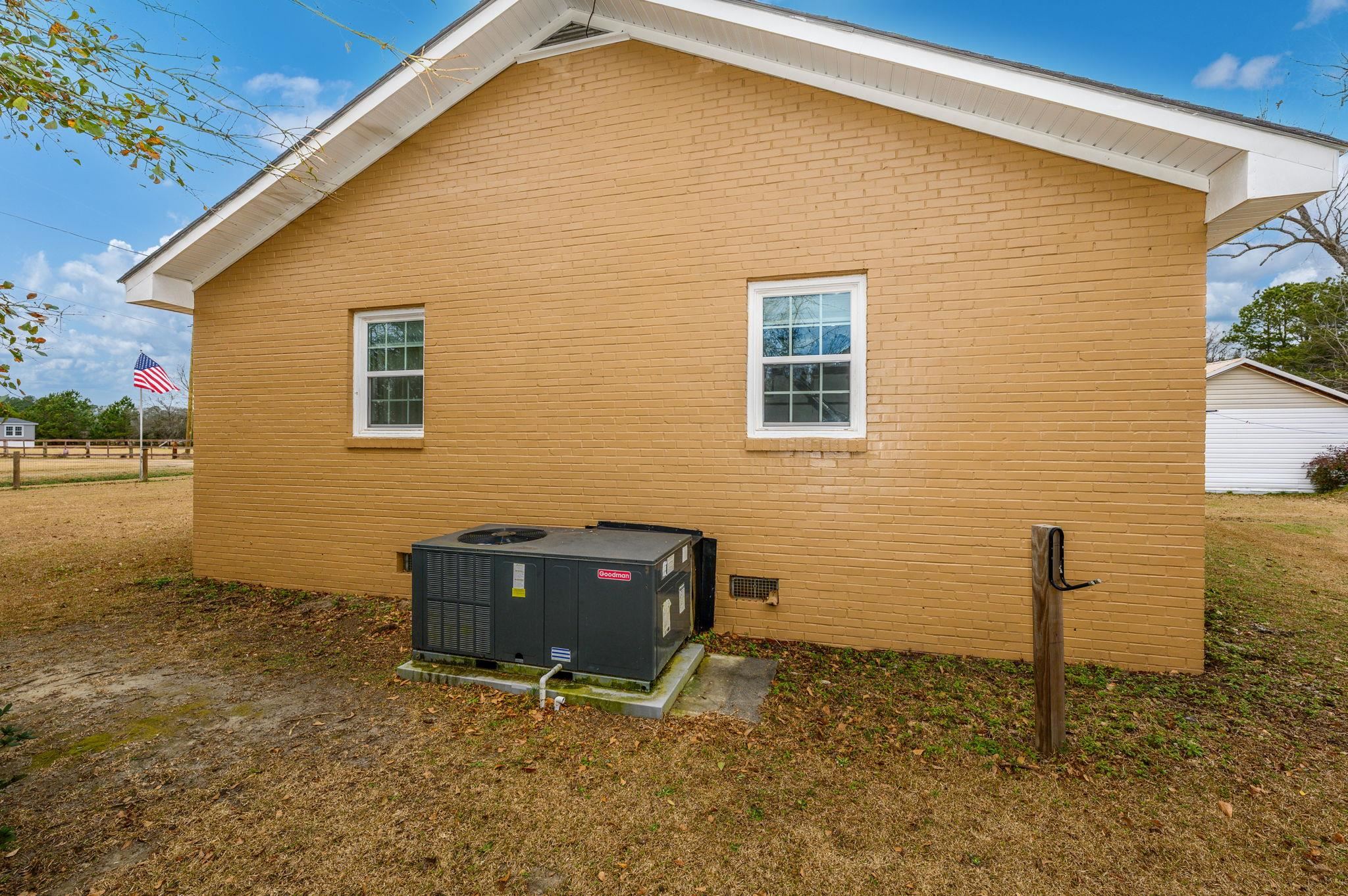 9300 Lake Swamp Rd. Property Photo 31