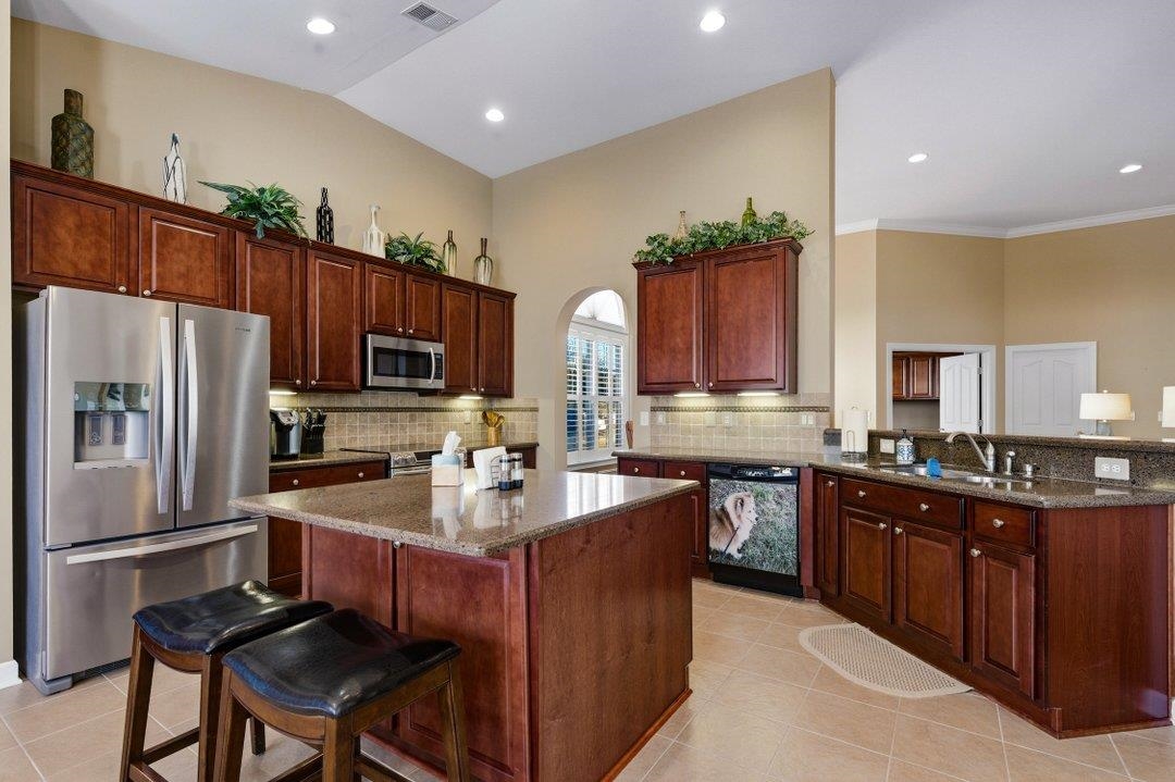 9 Alabaster Ct. Property Photo 10