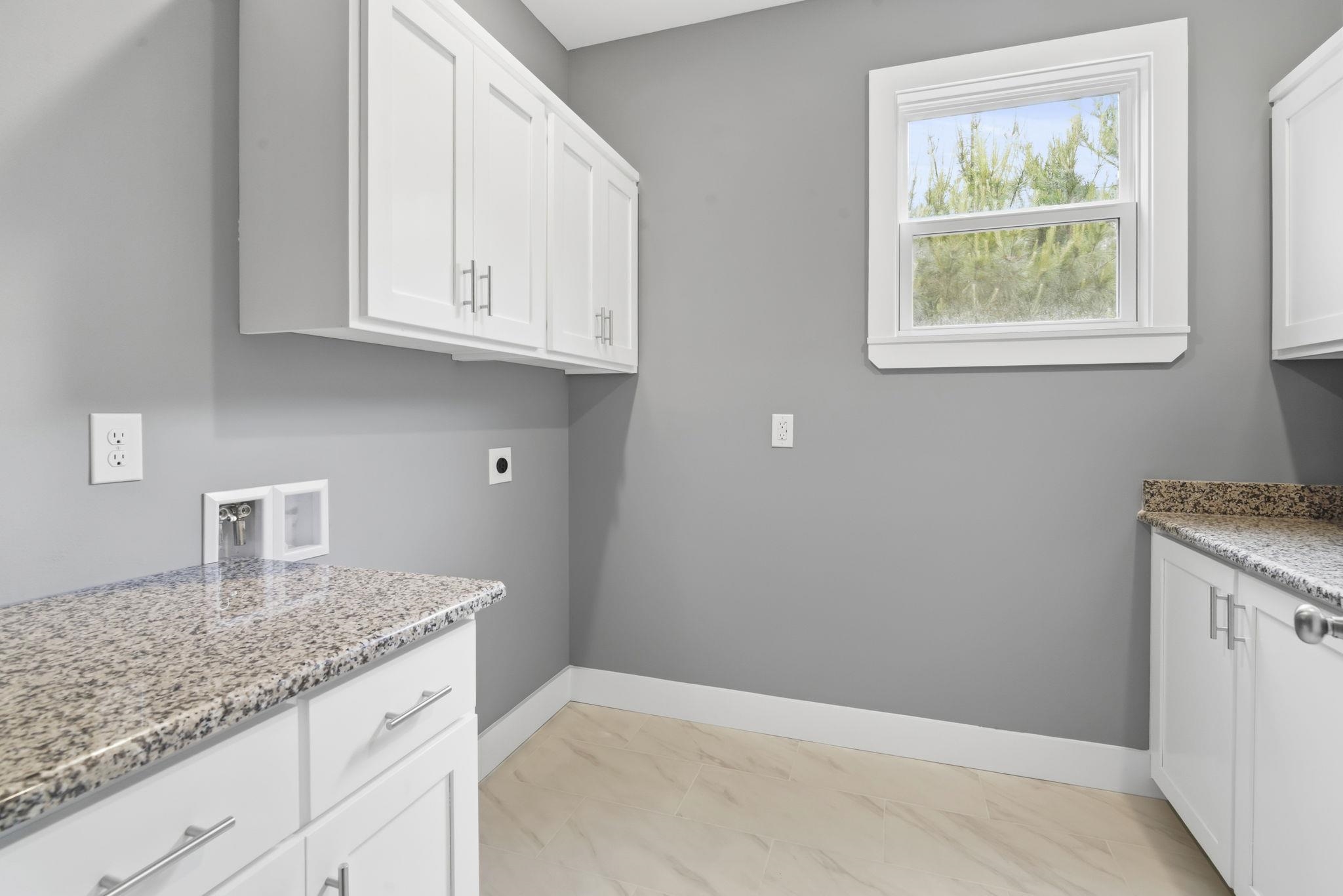 6318 Salem Rd. Property Photo 2