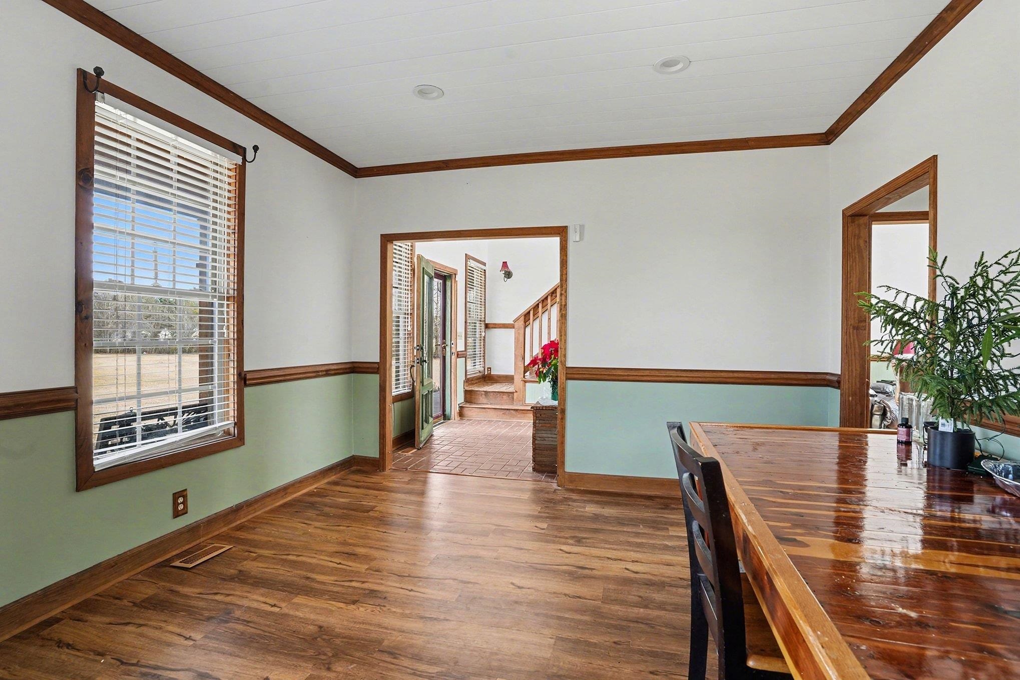 202 Highway 747 Property Photo 7