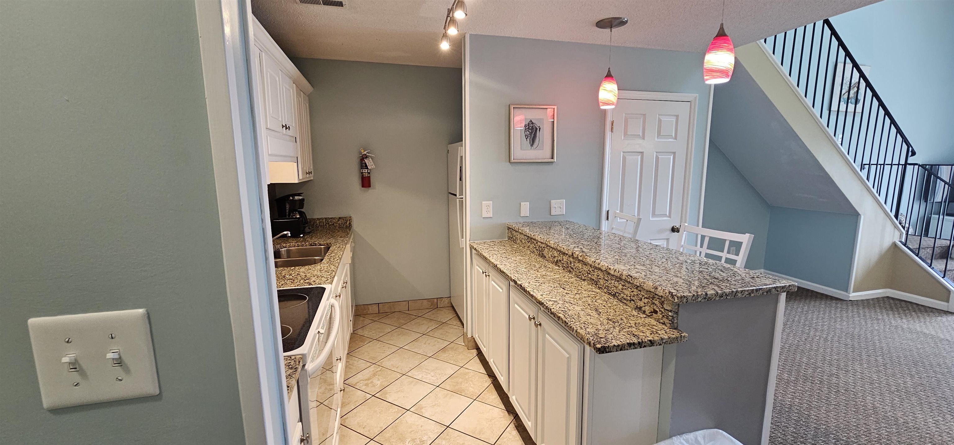 223 Double Eagle Dr. Property Photo 3