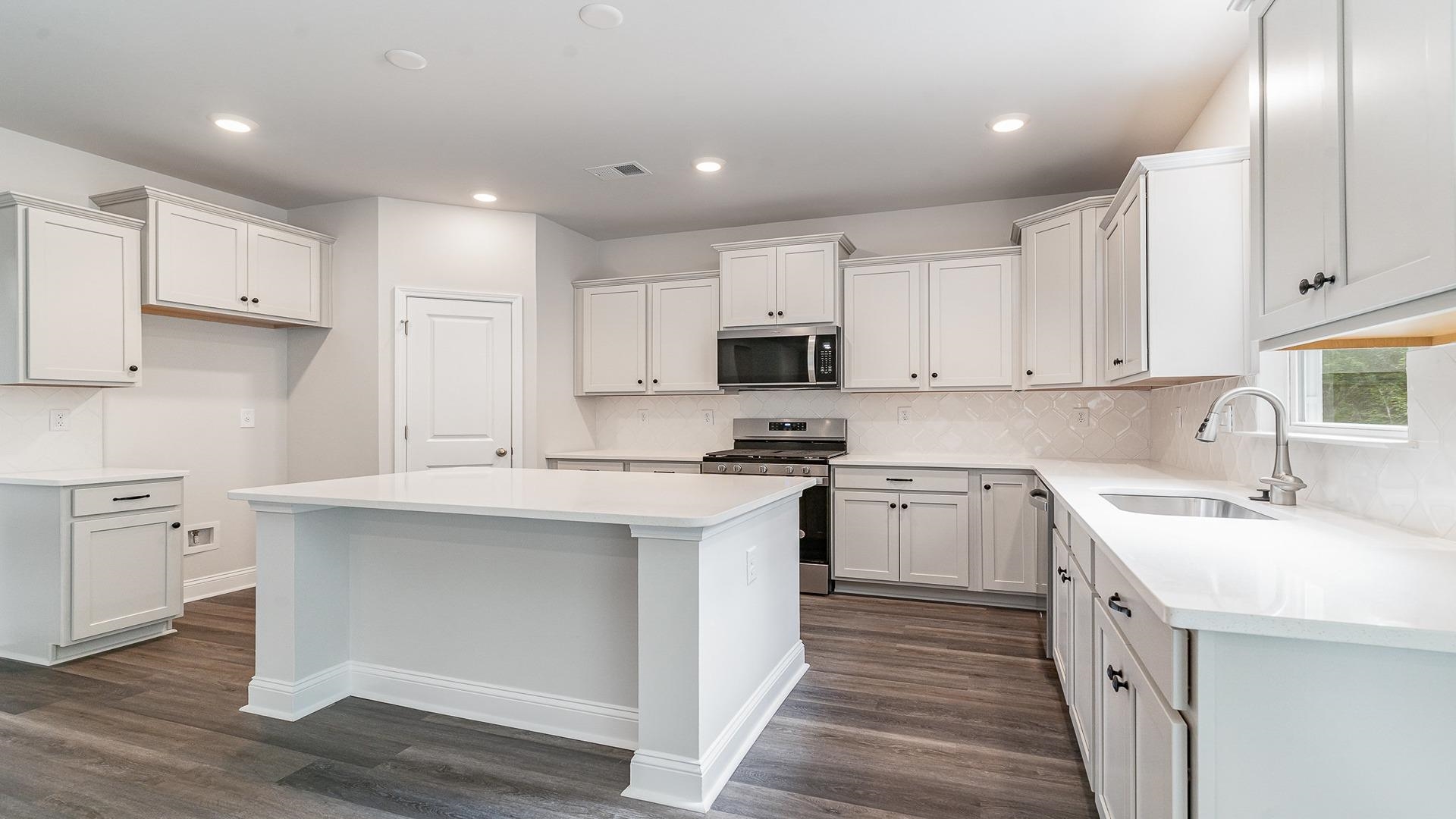 214 Bantry Ln. Property Photo 8