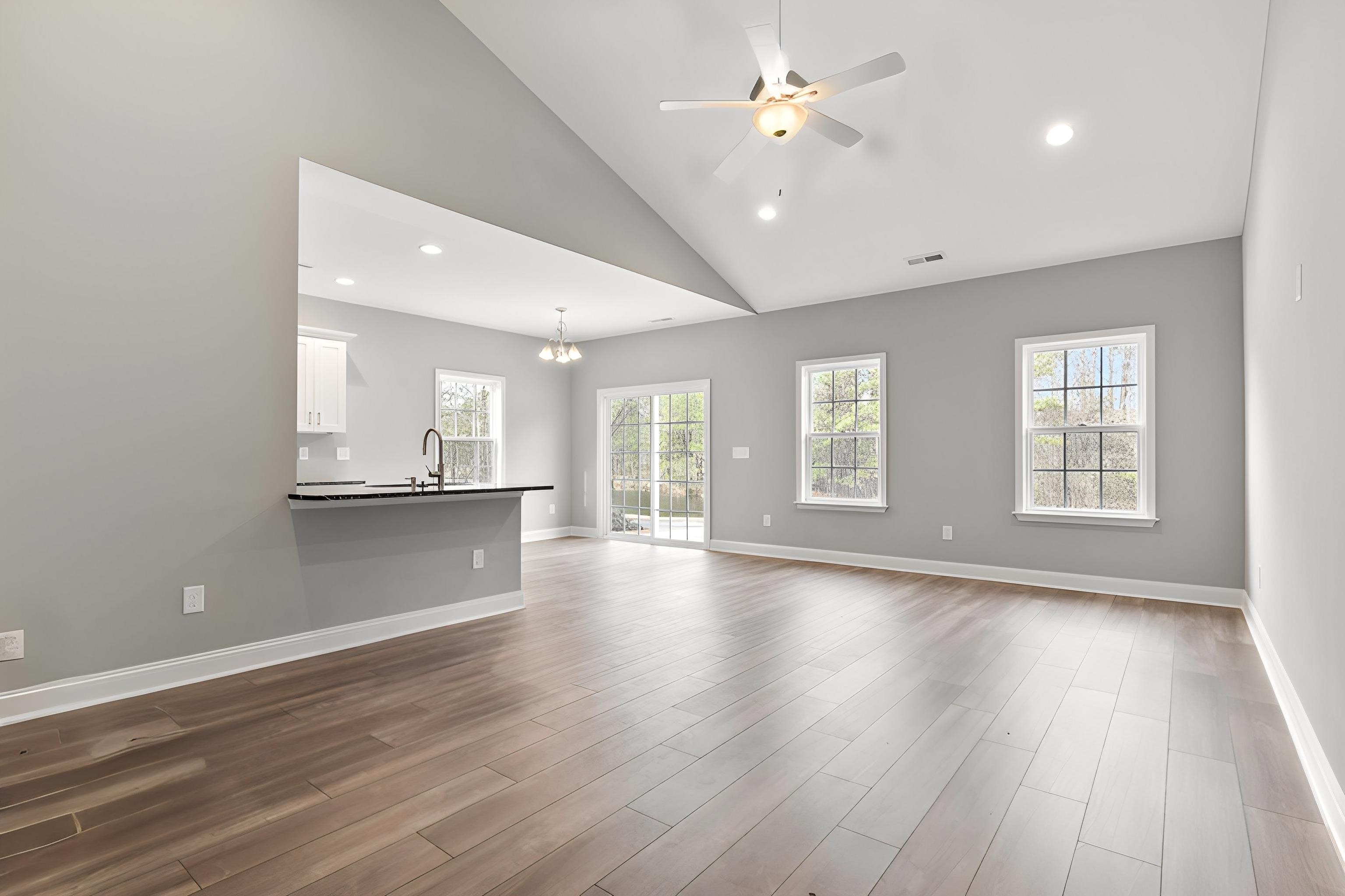 565 Timber Creek Dr. Property Photo 16