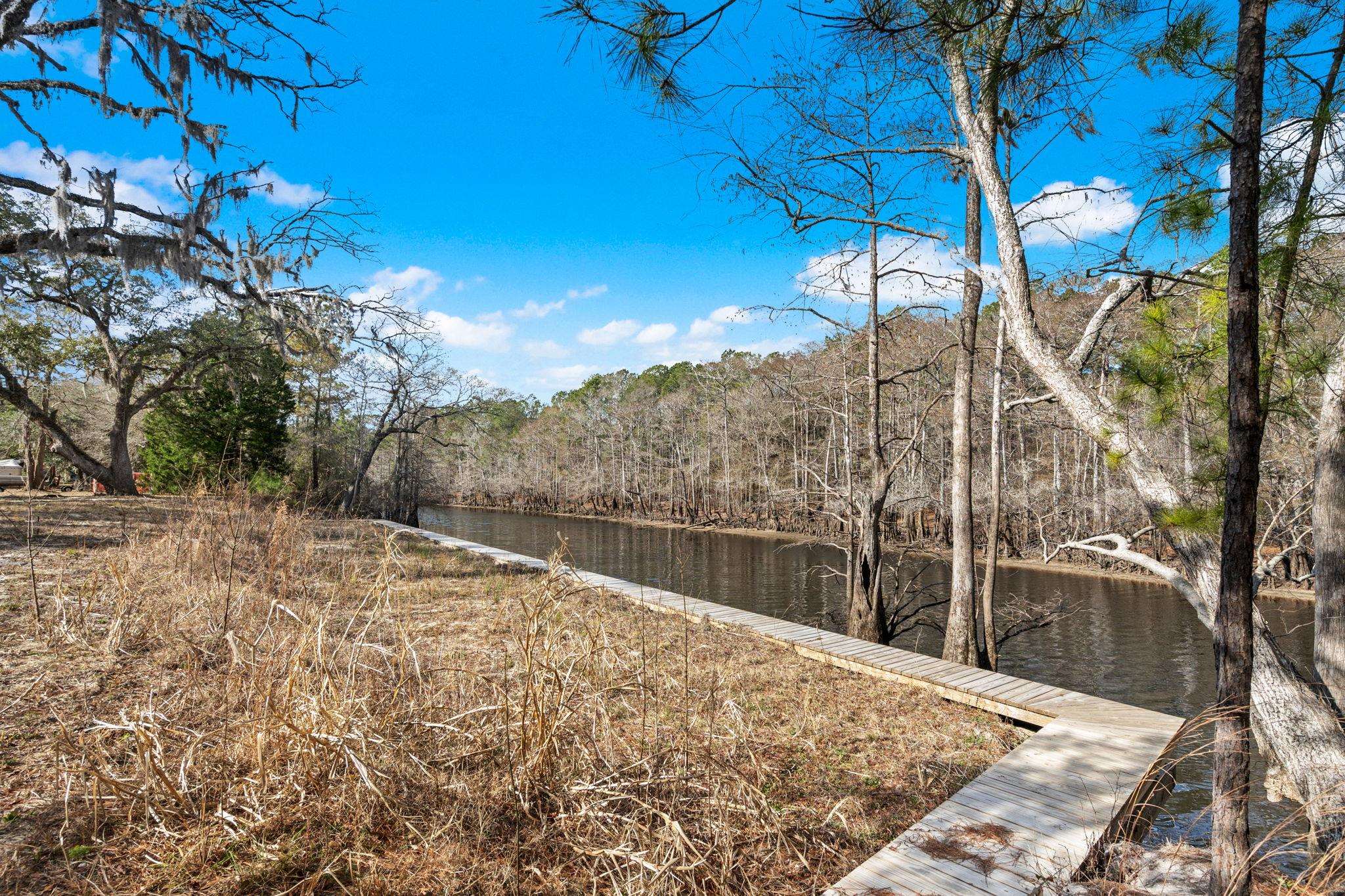 1716 Gray Oaks Dr. Property Photo 20