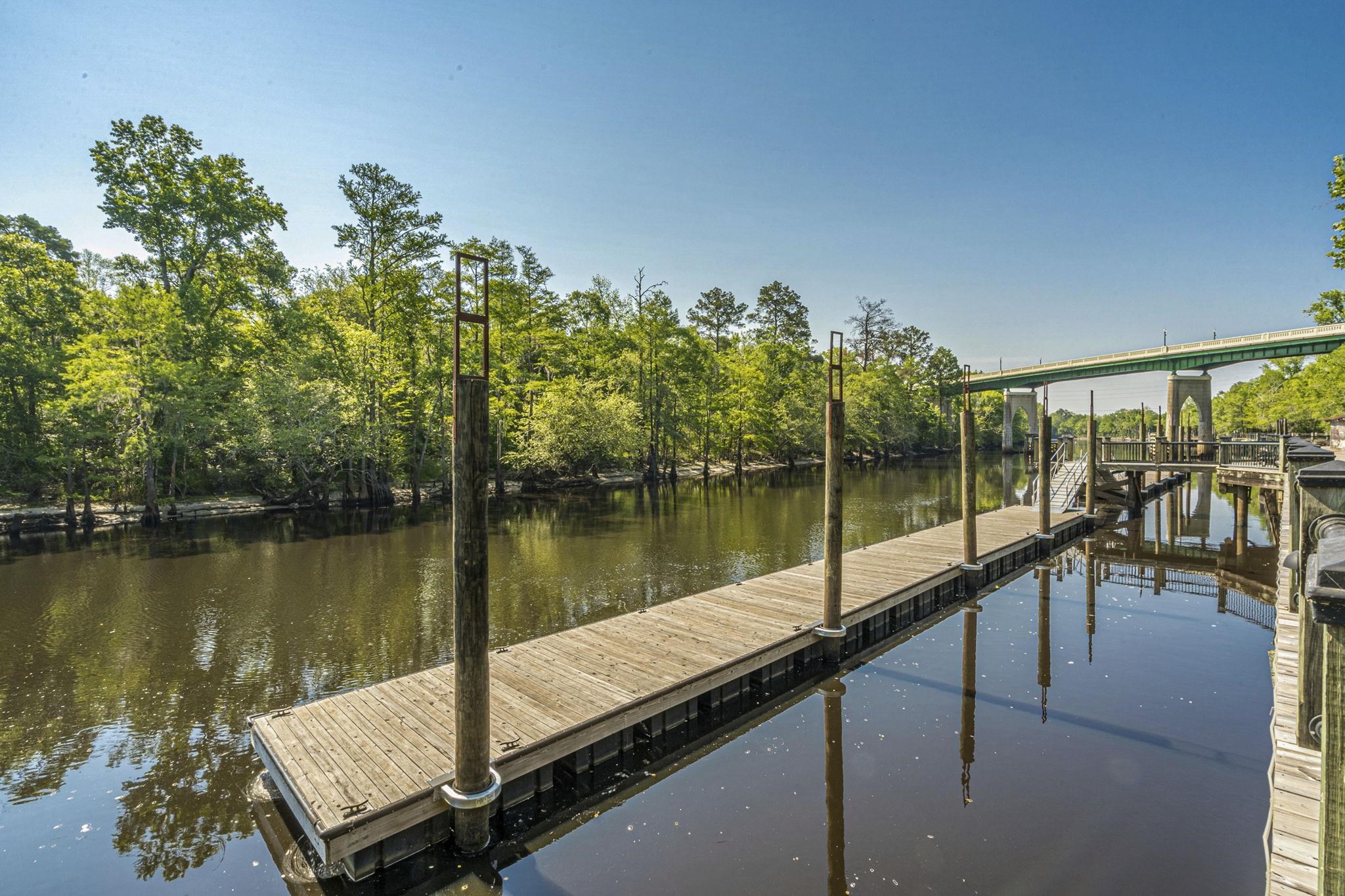 1716 Gray Oaks Dr. Property Photo 36