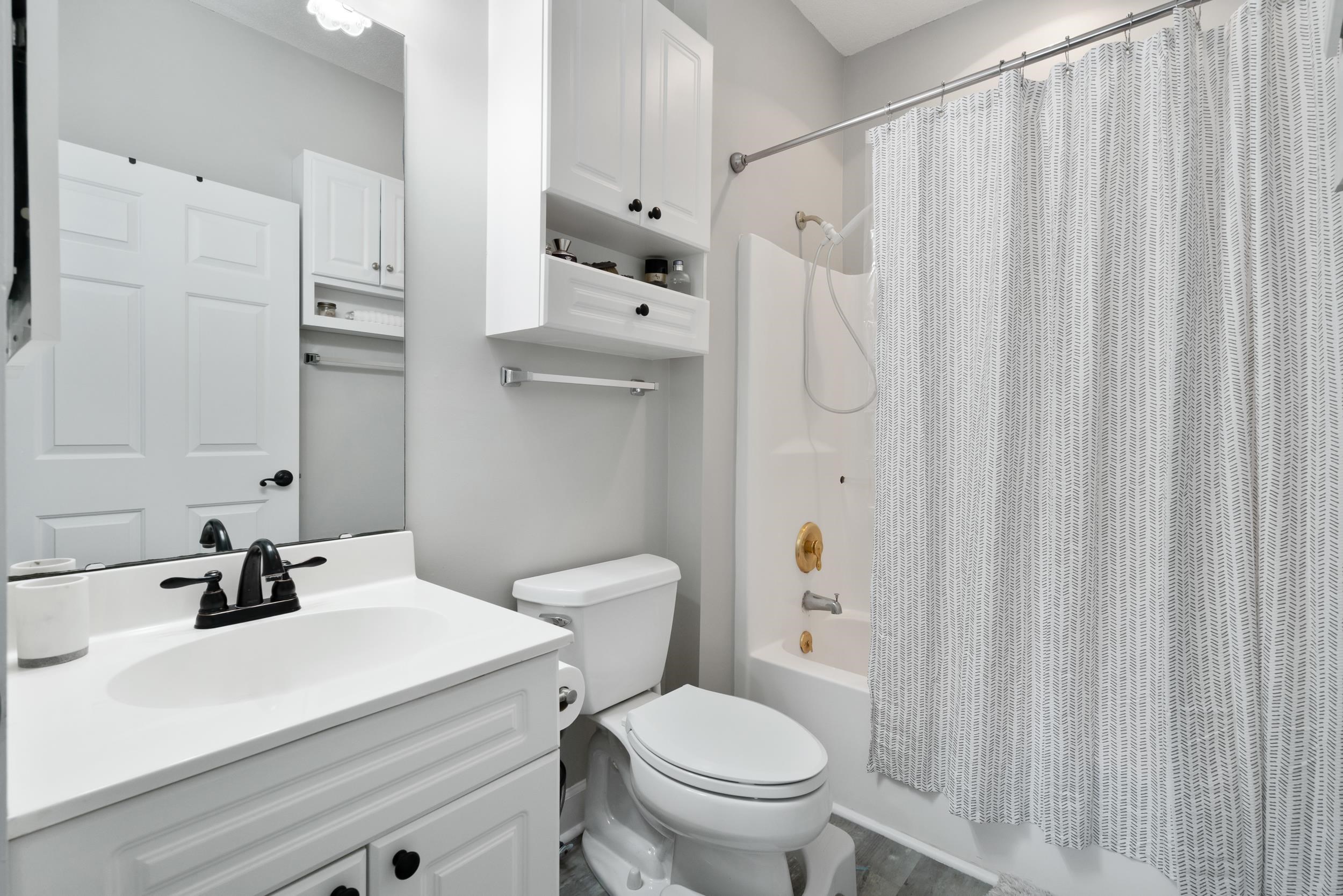 4870 Dahlia Ct. Property Photo 18