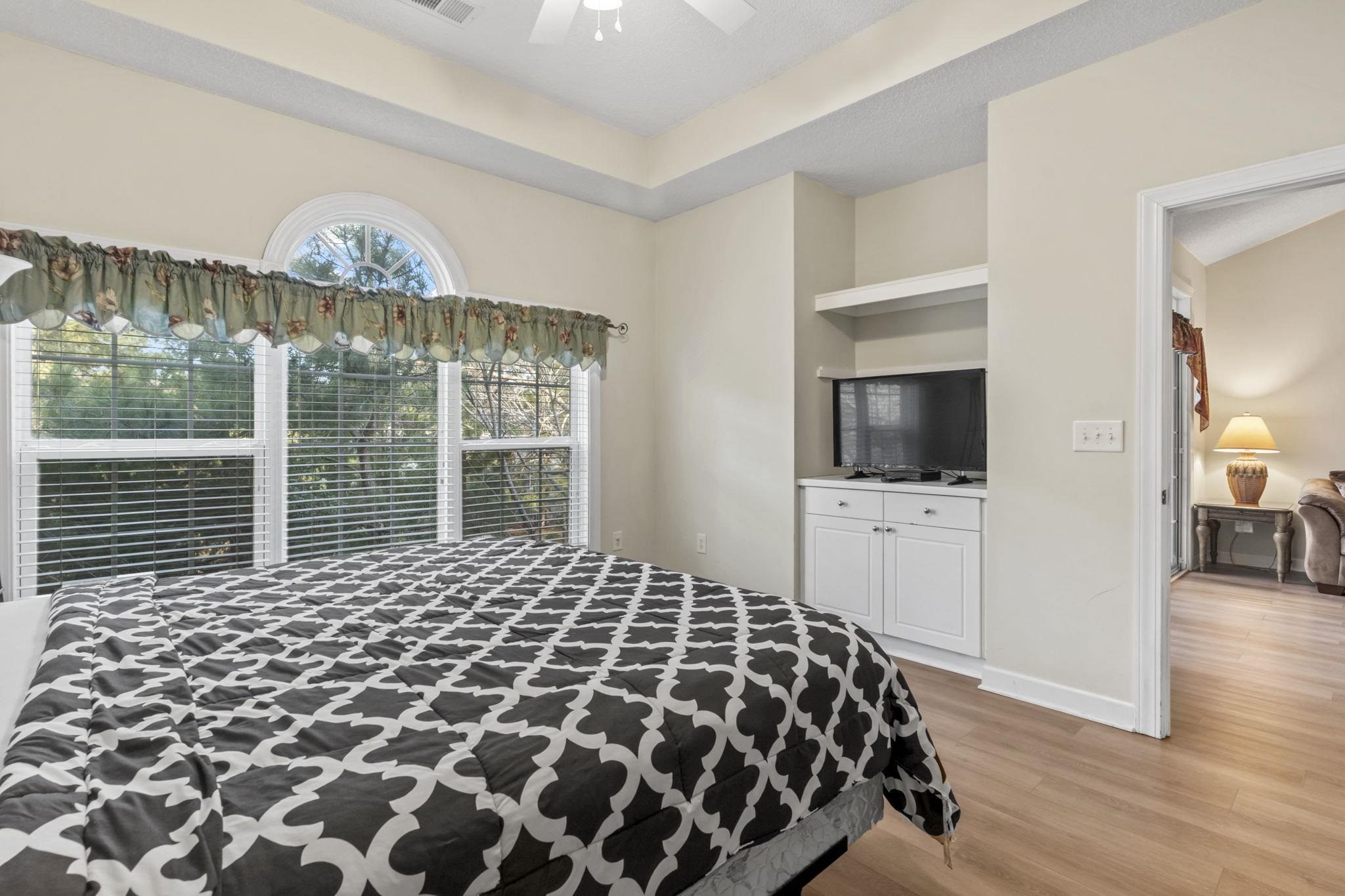 5750 Oyster Catcher Dr. Property Photo 25