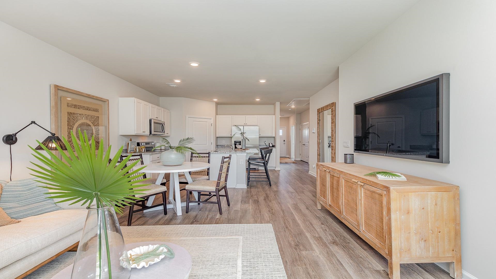 3884 Bingley St. Property Photo 12
