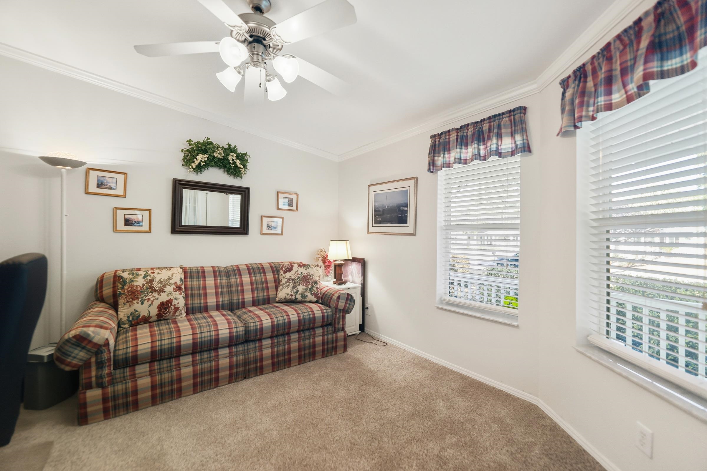 583 Woodholme Dr. Property Photo 10