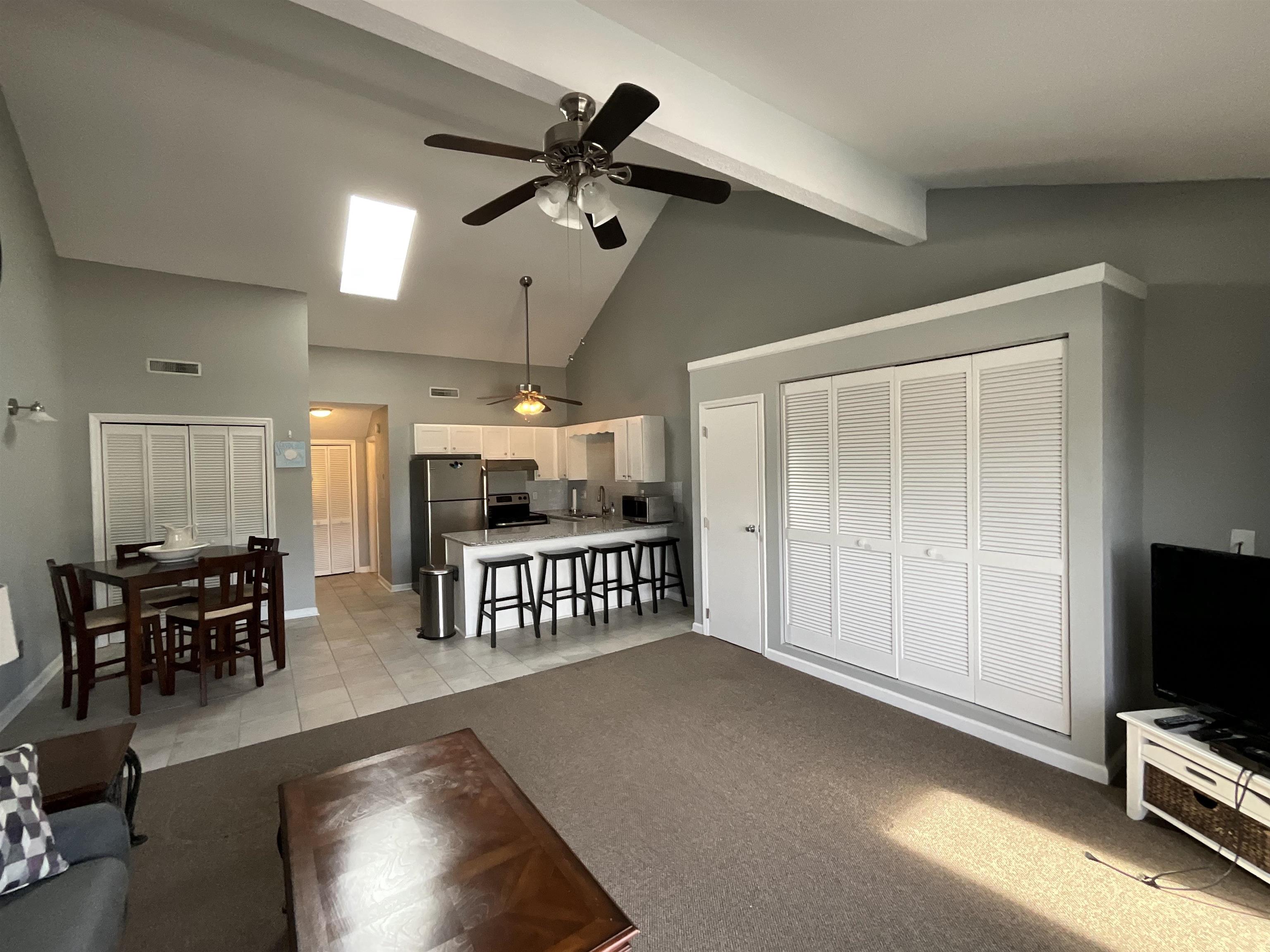 1880 Colony Dr. Property Photo 2