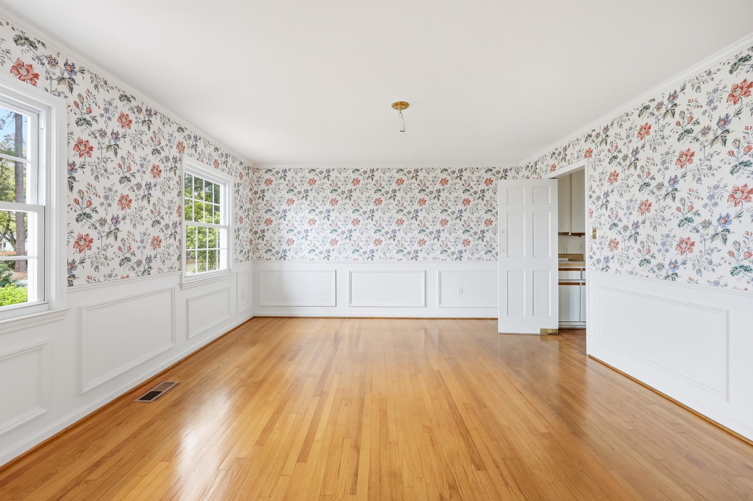613 Cypress Ct. Property Photo 5