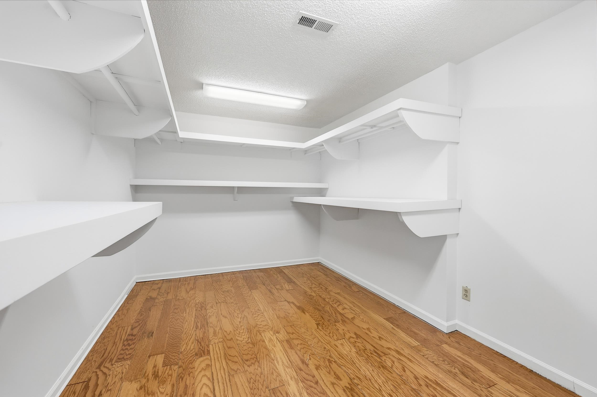 613 Cypress Ct. Property Photo 14