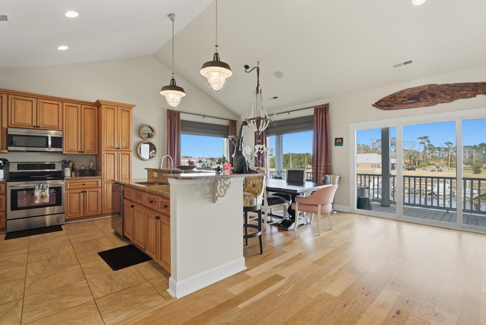 1208 Marina Bay Dr. Property Photo 24