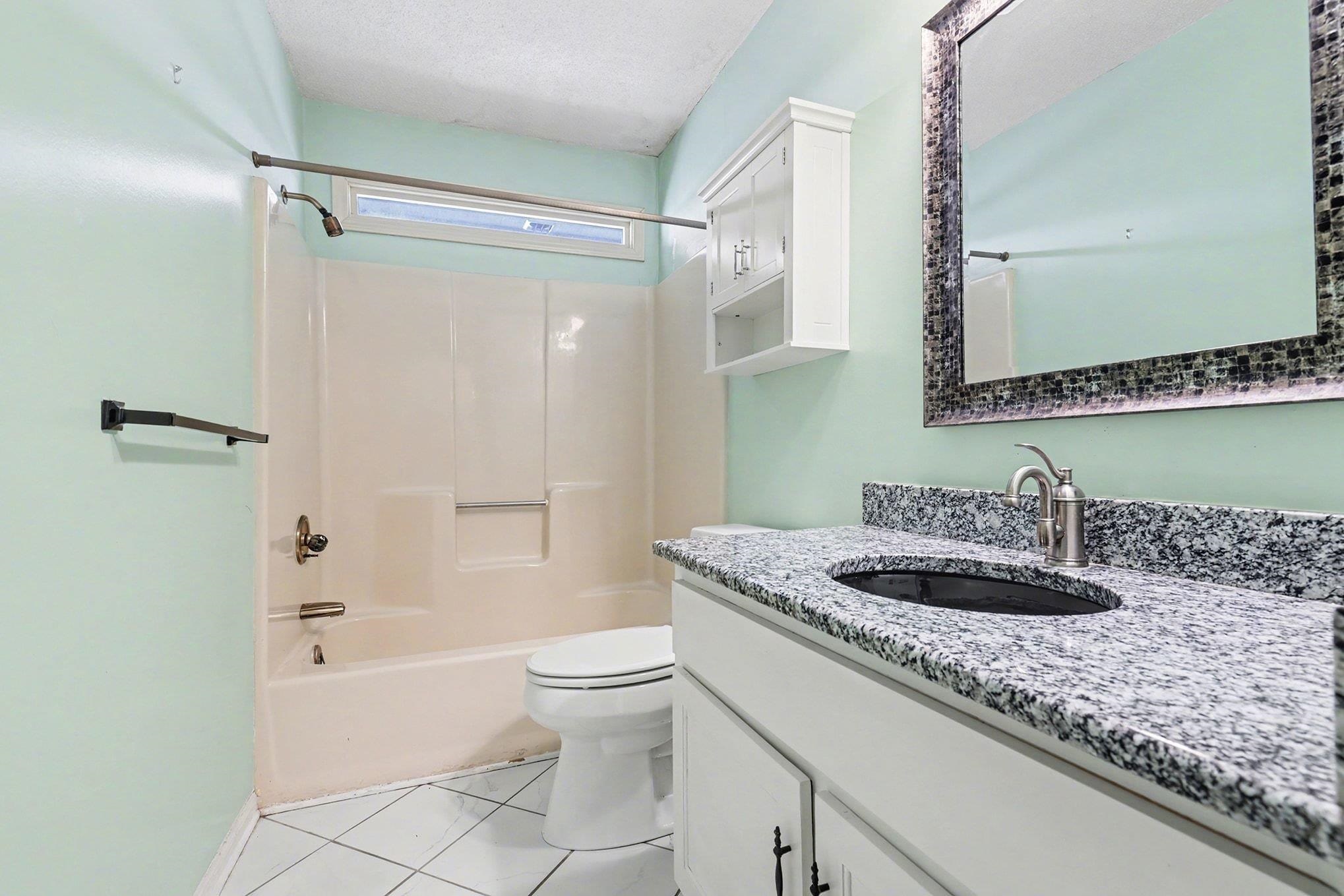 718 Live Oak Dr. Property Photo 26