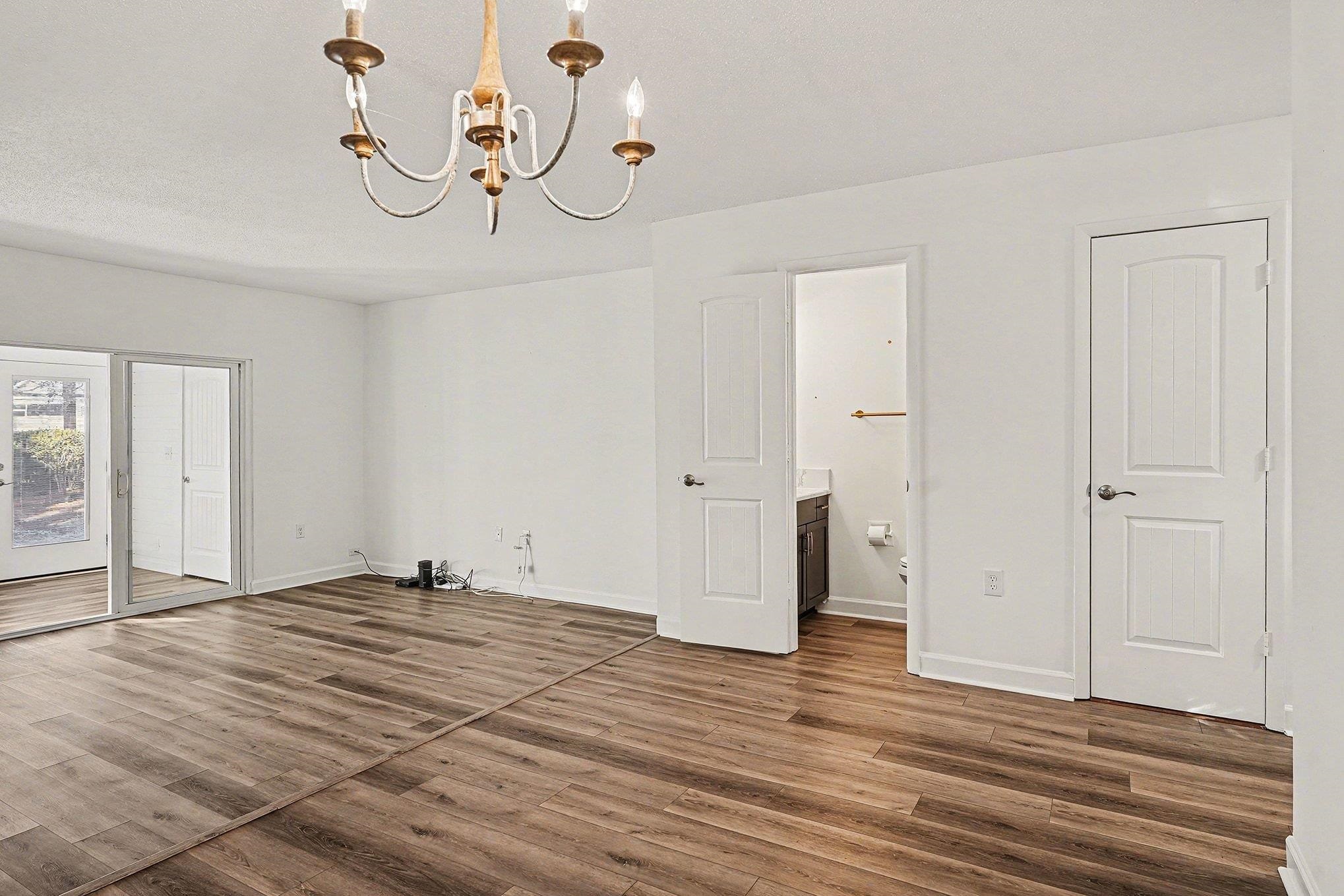 946 Villa Dr. Property Photo 4