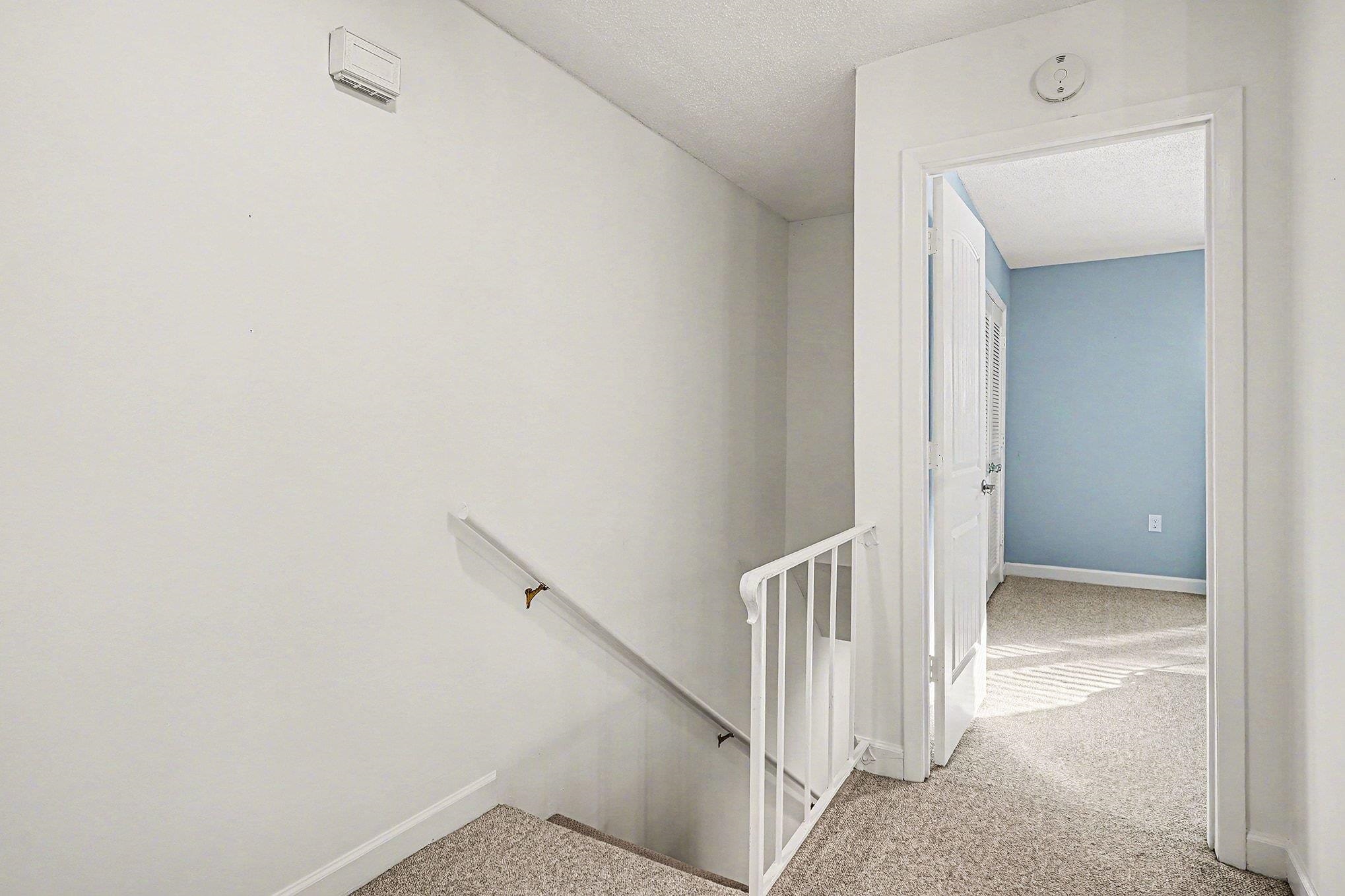 946 Villa Dr. Property Photo 15